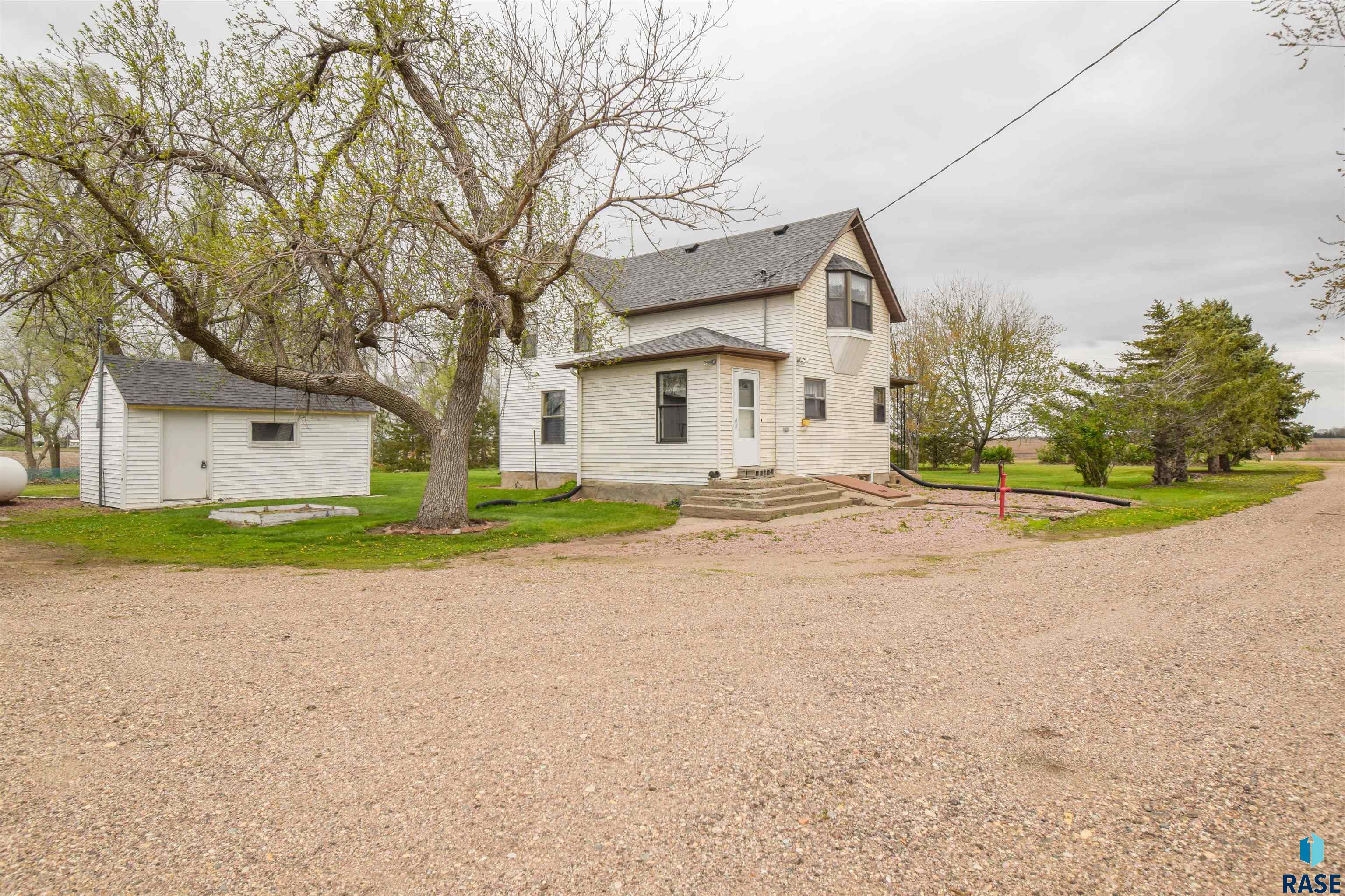 25887 443rd Ave Avenue, Canistota, South Dakota image 6