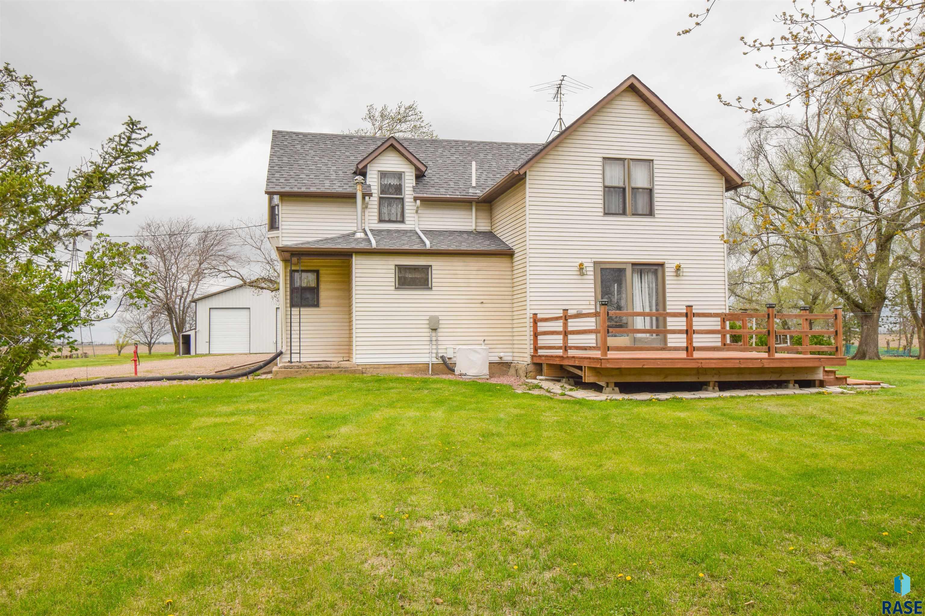 25887 443rd Ave Avenue, Canistota, South Dakota image 1