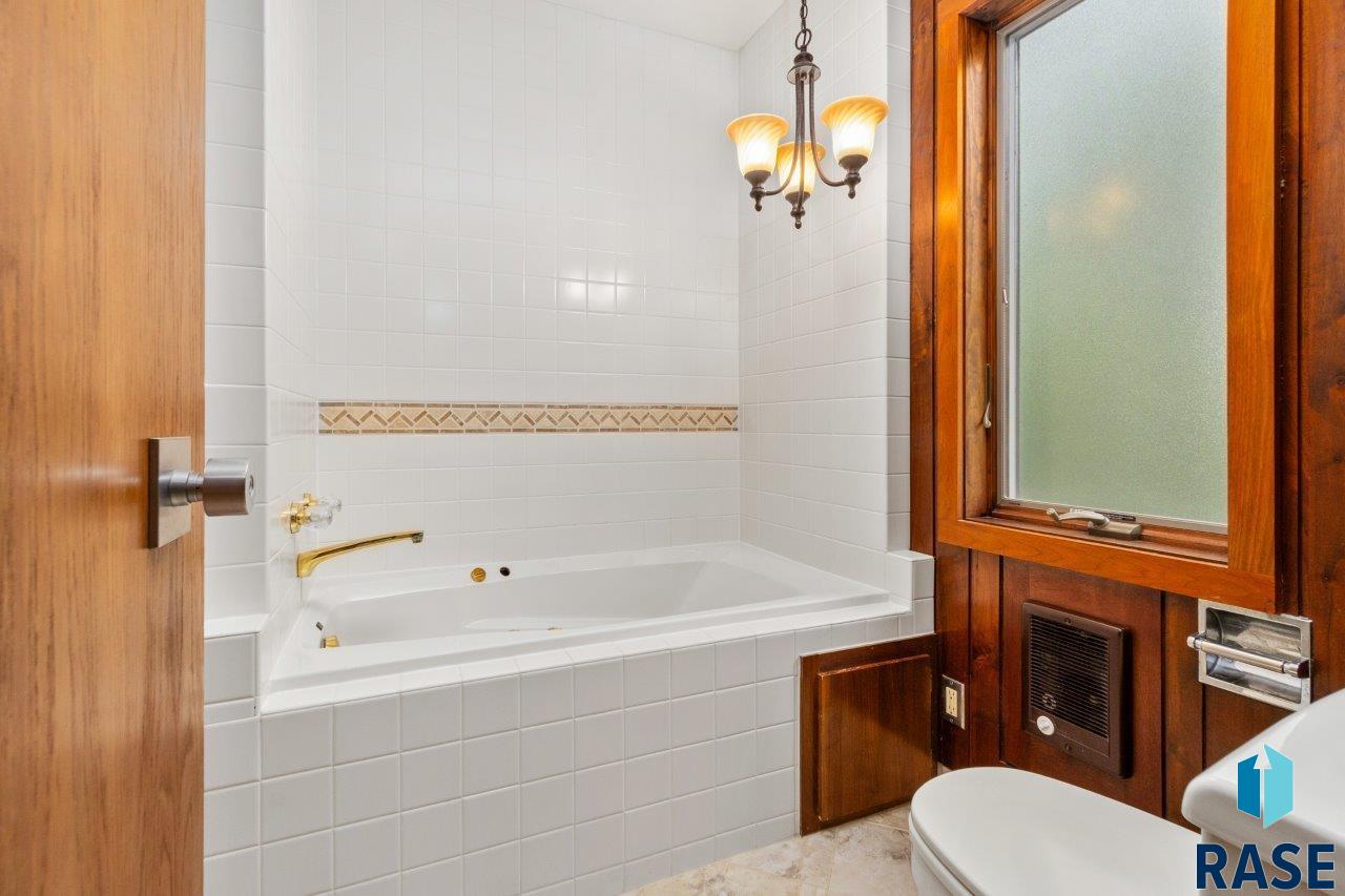 1003 N Pleasantview Pl Place, Sioux Falls, New Jersey image 24