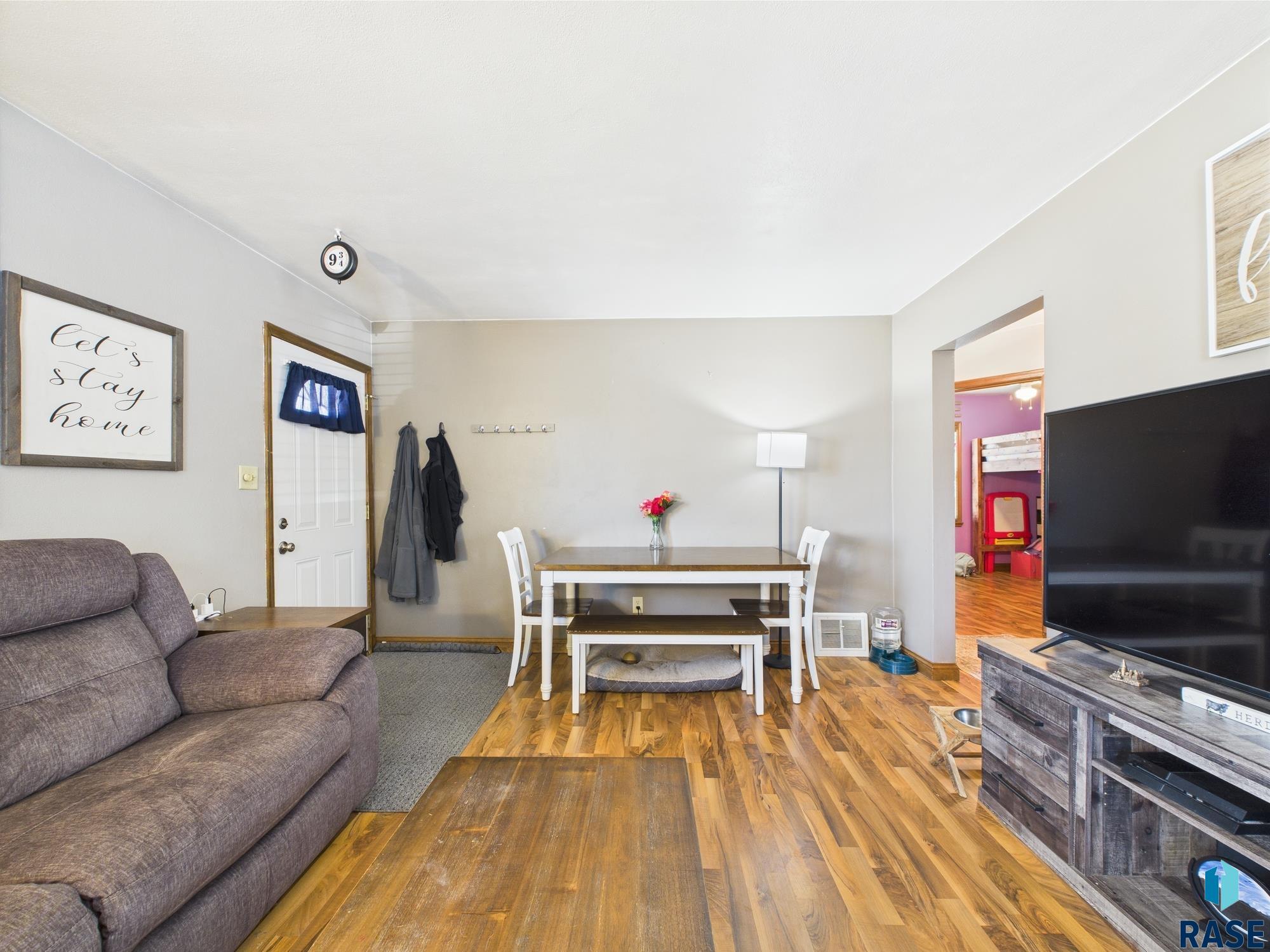 2110 S Norton Ave Avenue, Sioux Falls, New Jersey image 5