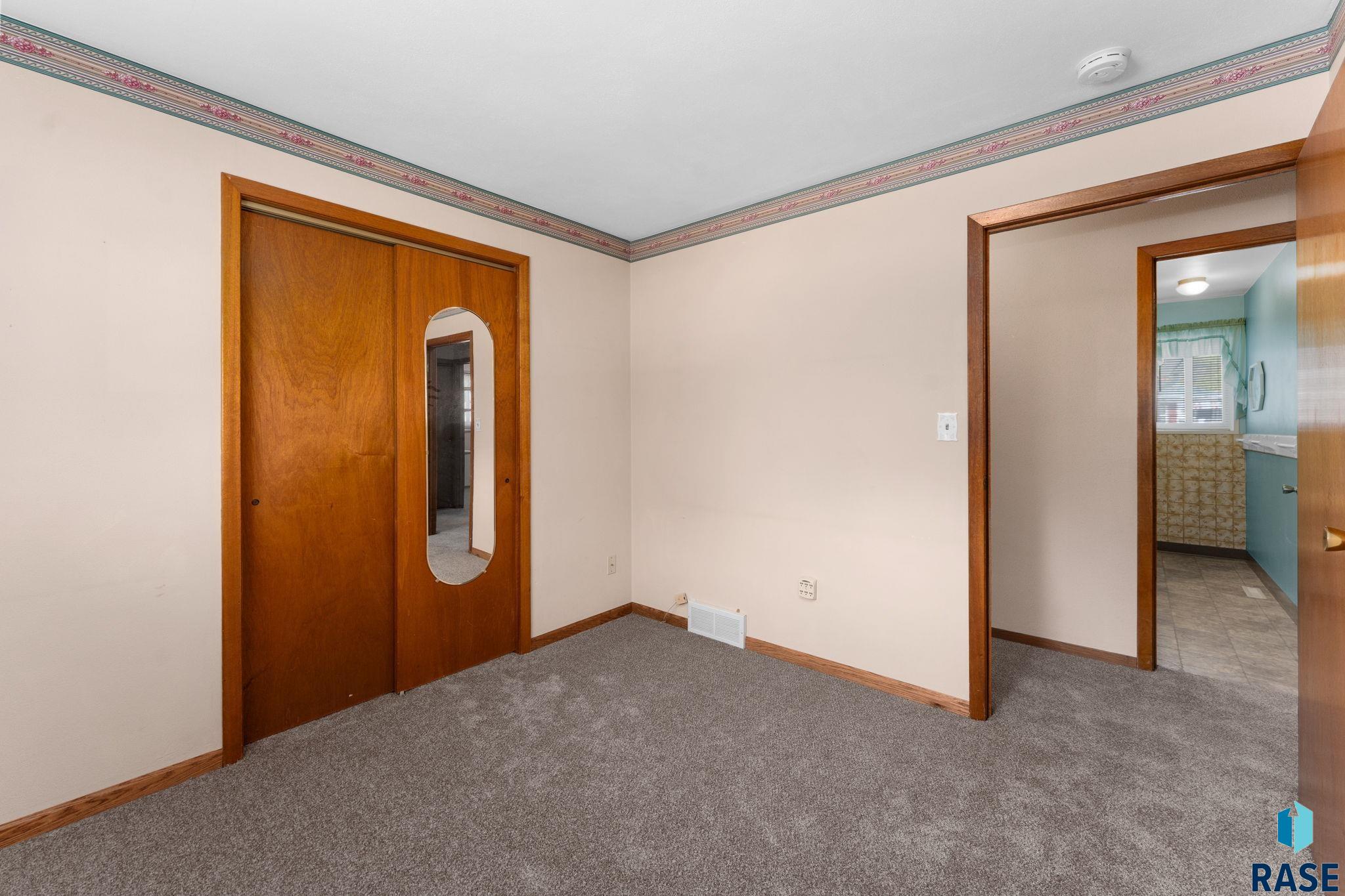933 Bahnson Ave Avenue, Sioux Falls, New Jersey image 18