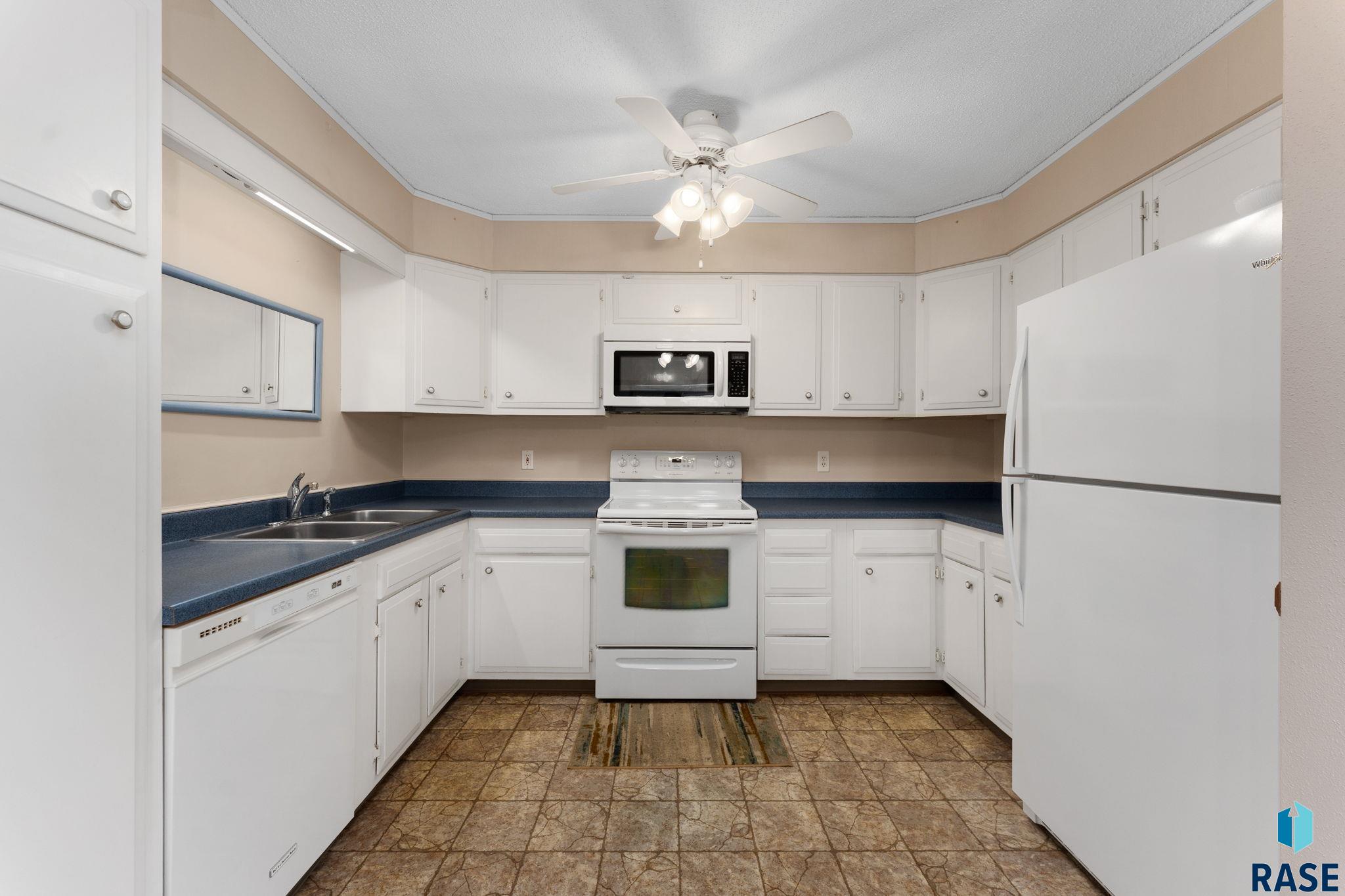 933 Bahnson Ave Avenue, Sioux Falls, New Jersey image 7