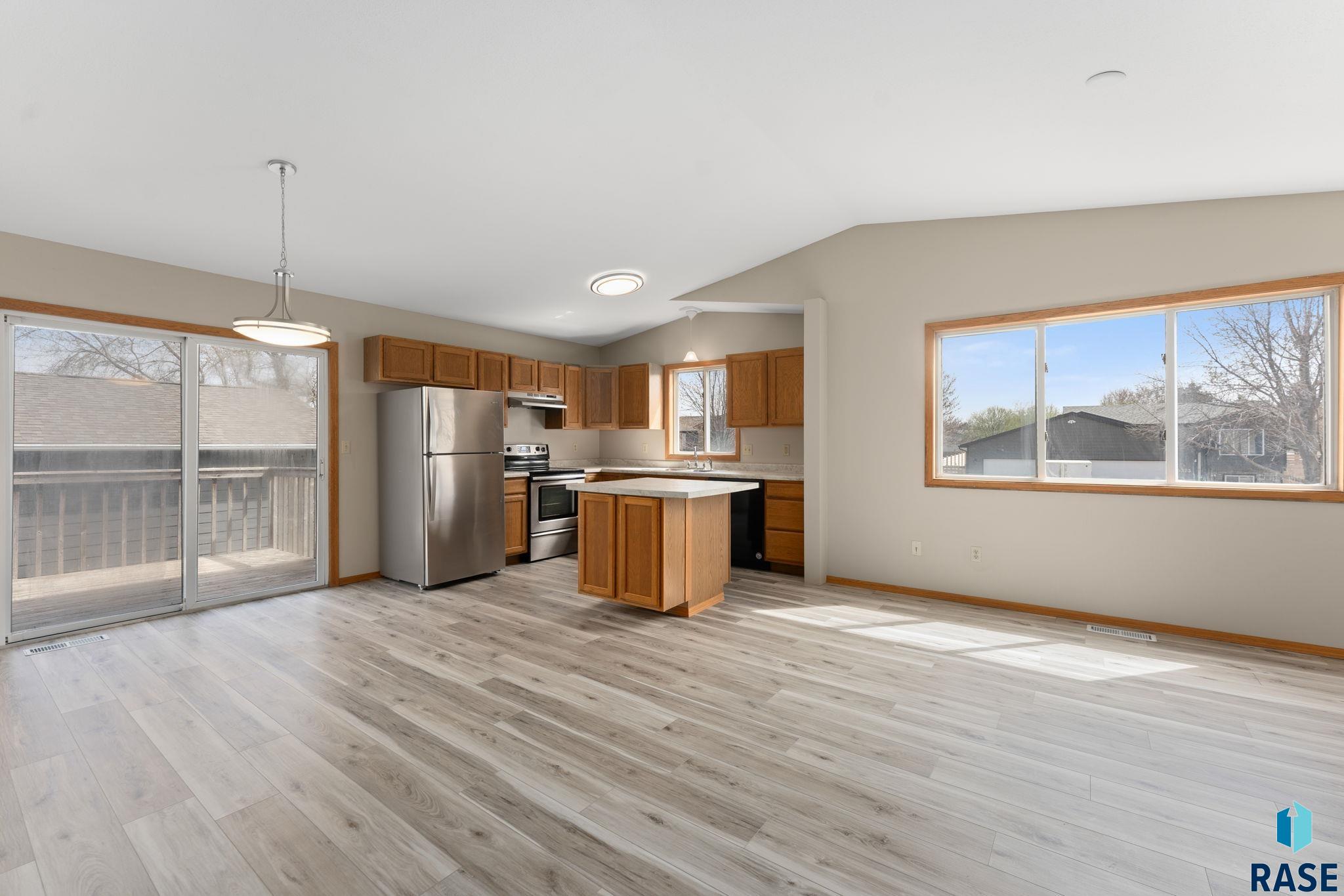 6320 W 66th St Street, Sioux Falls, New Jersey image 8