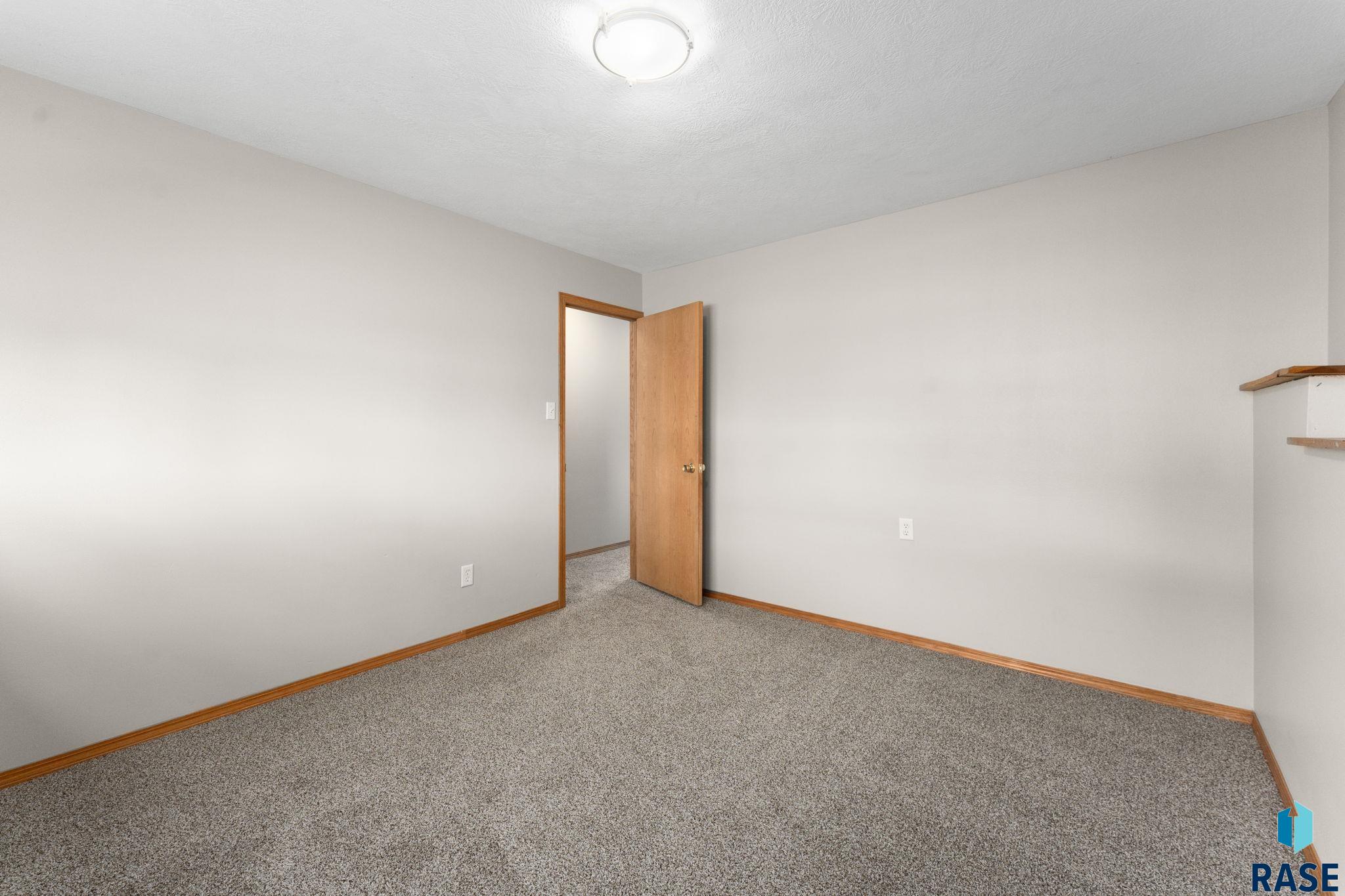 6320 W 66th St Street, Sioux Falls, New Jersey image 18