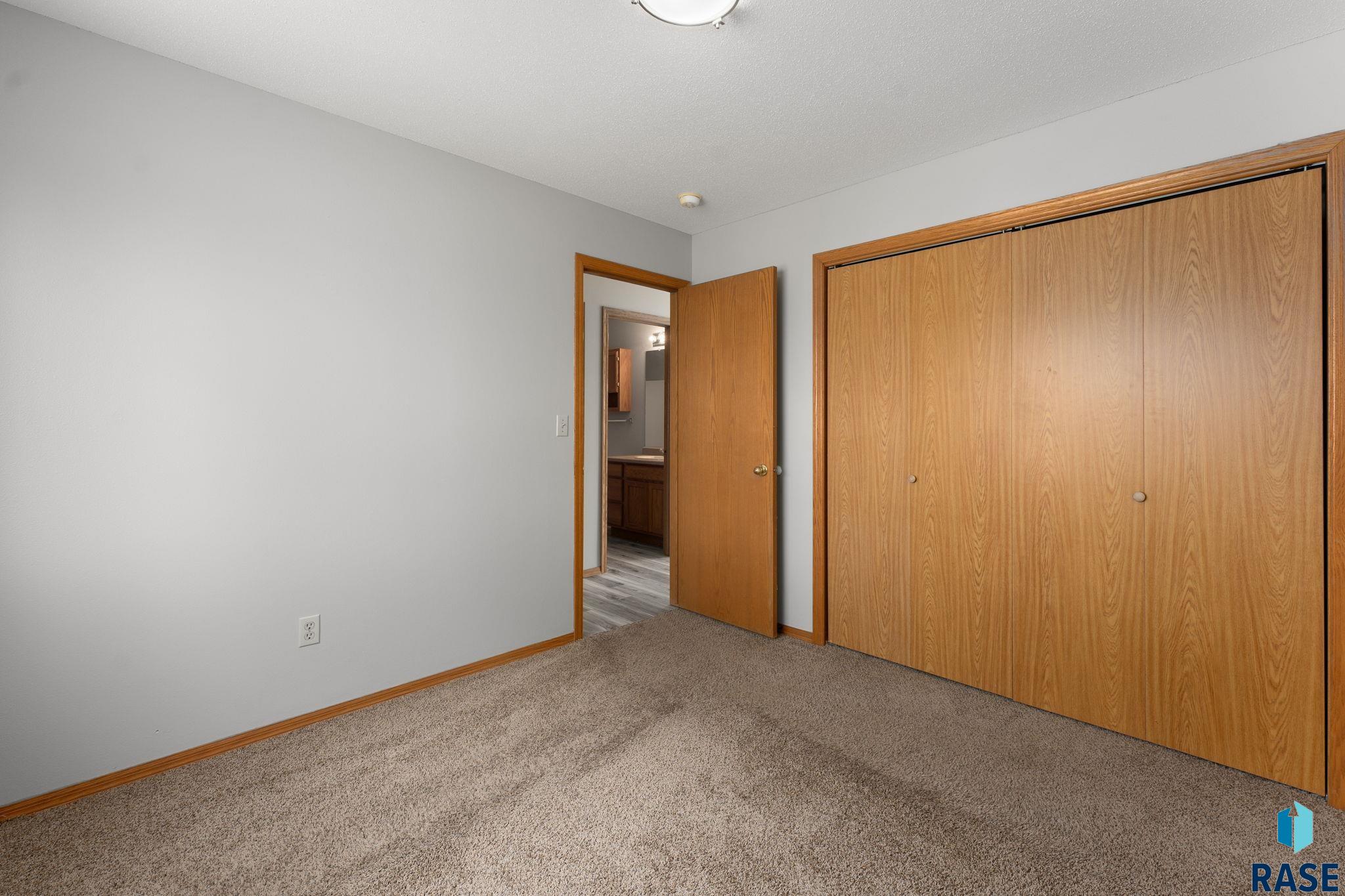 6320 W 66th St Street, Sioux Falls, New Jersey image 10