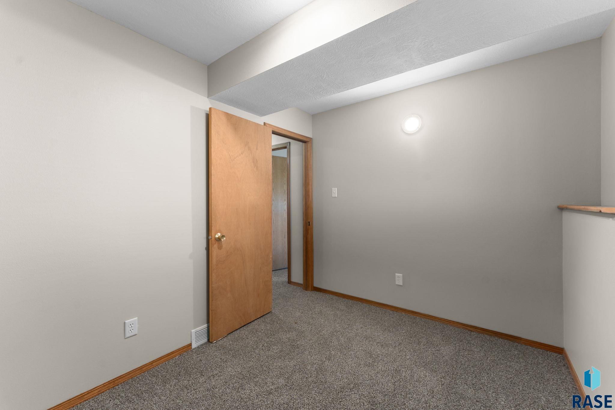 6320 W 66th St Street, Sioux Falls, New Jersey image 17