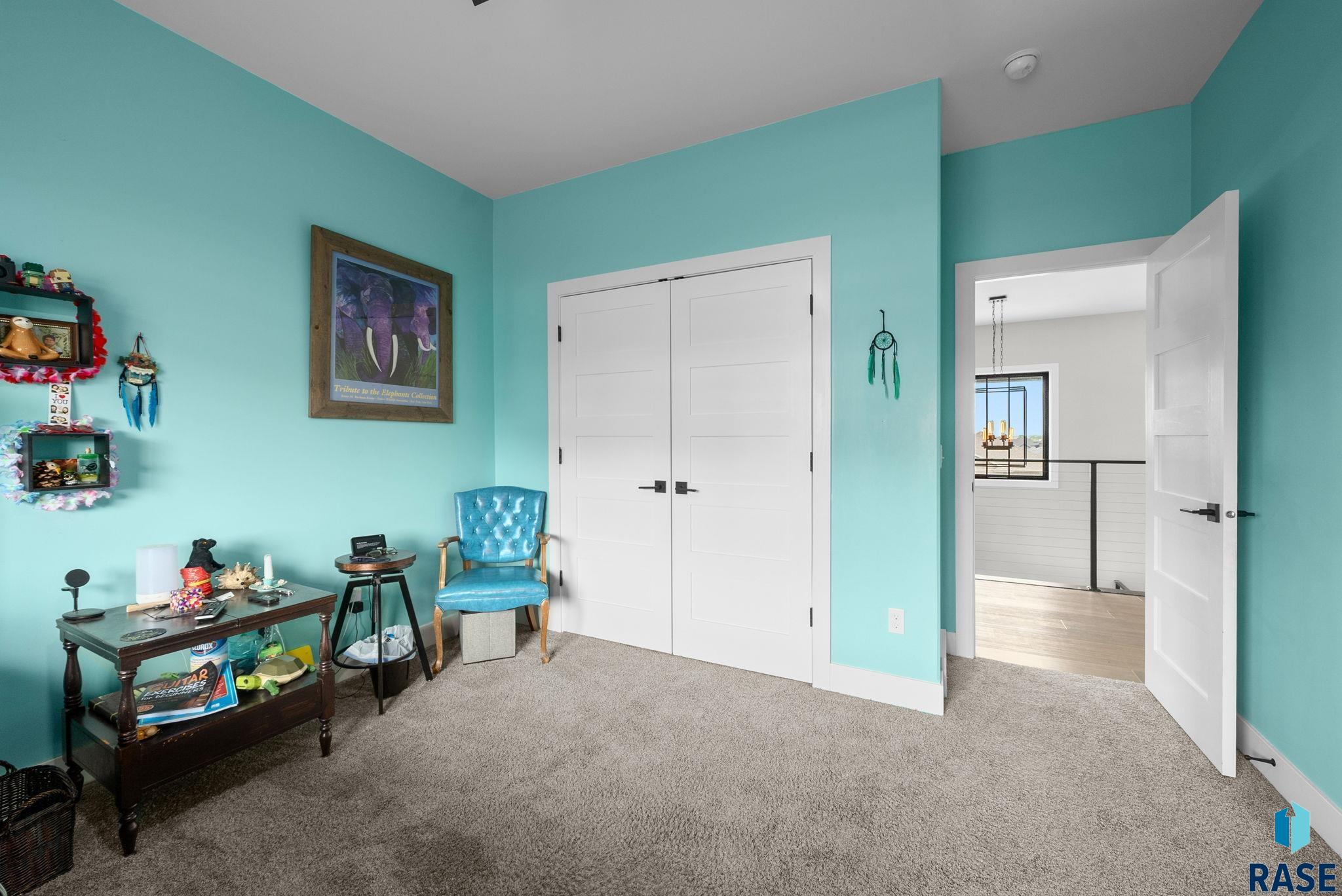 Sioux Falls, South Dakota 57107, United States, 4 Bedrooms Bedrooms, ,3 BathroomsBathrooms,Residential,Active,140391