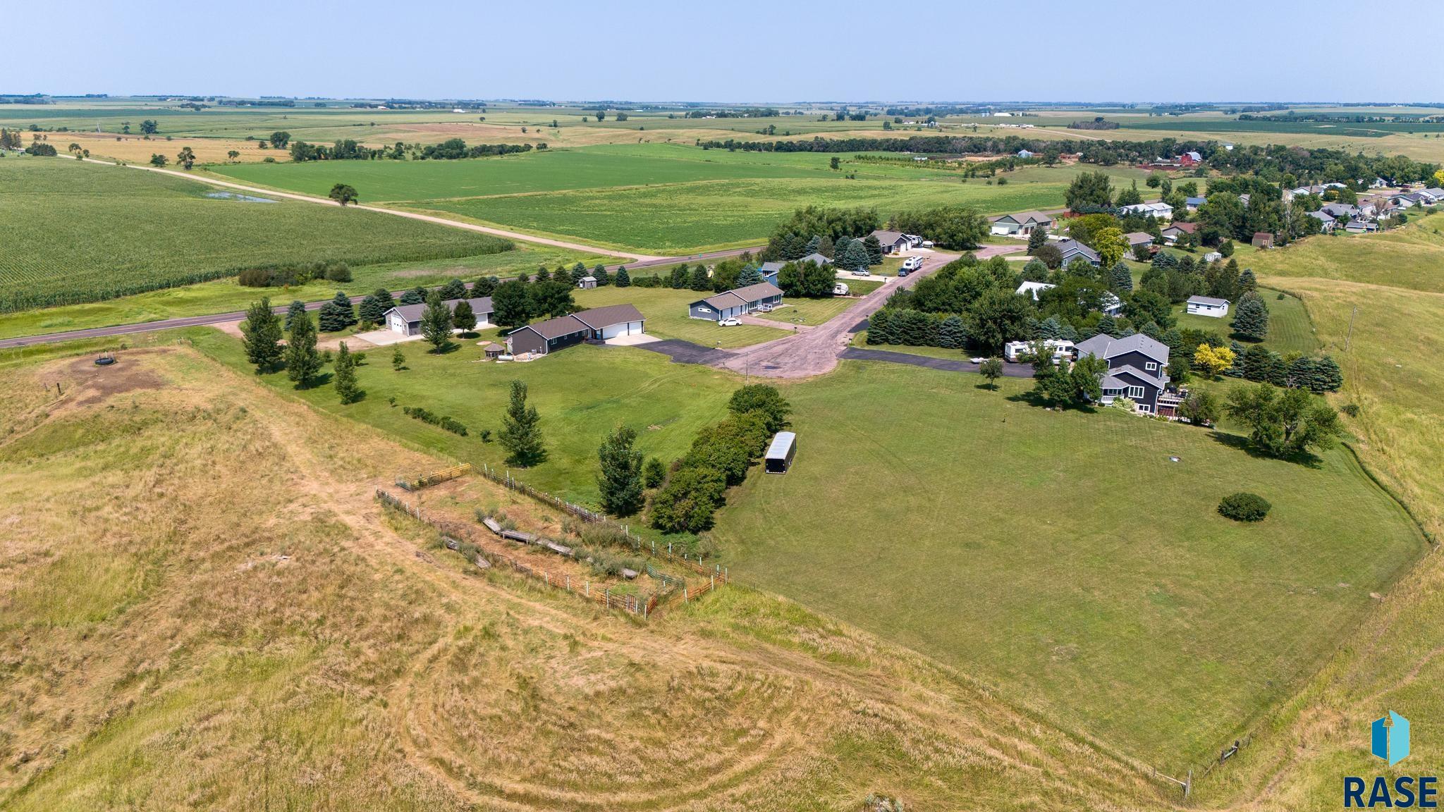 1413 Michael Cir Circle, Montrose, South Dakota image 10