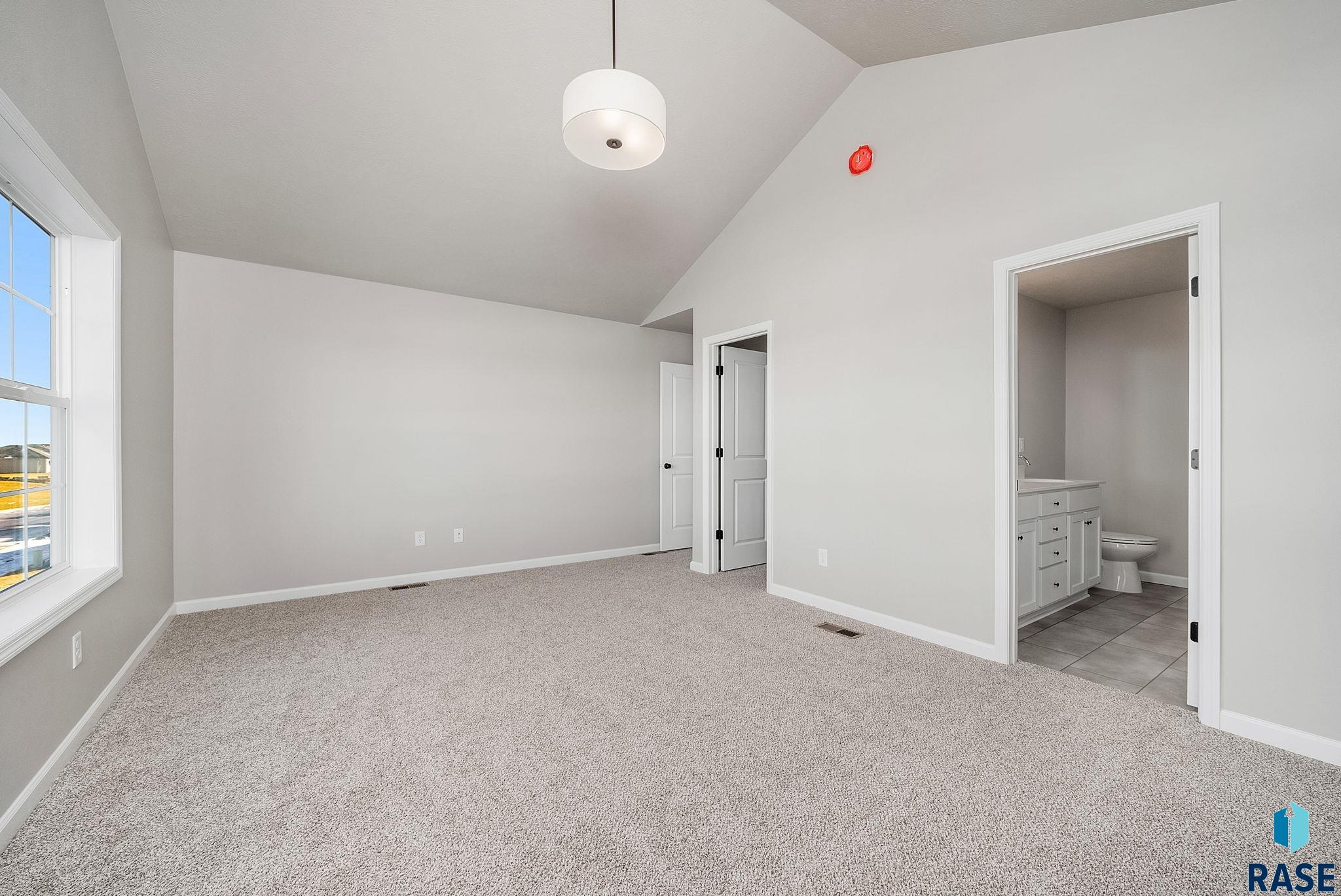 5101 E 65th St Street, Sioux Falls, South Dakota image 11