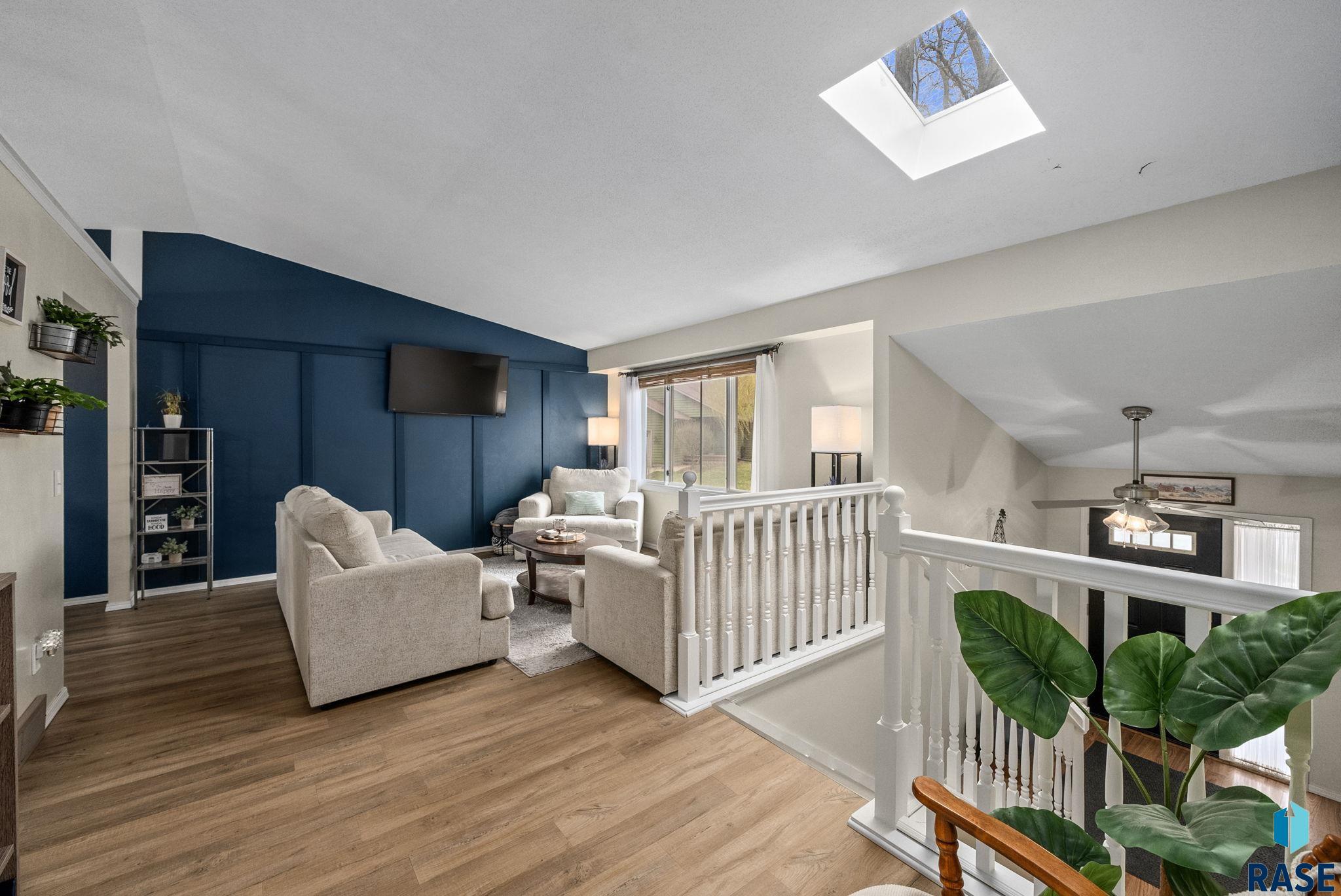 Sioux Falls, South Dakota 57110, United States, 3 Bedrooms Bedrooms, ,2 BathroomsBathrooms,Residential,Pending,117782