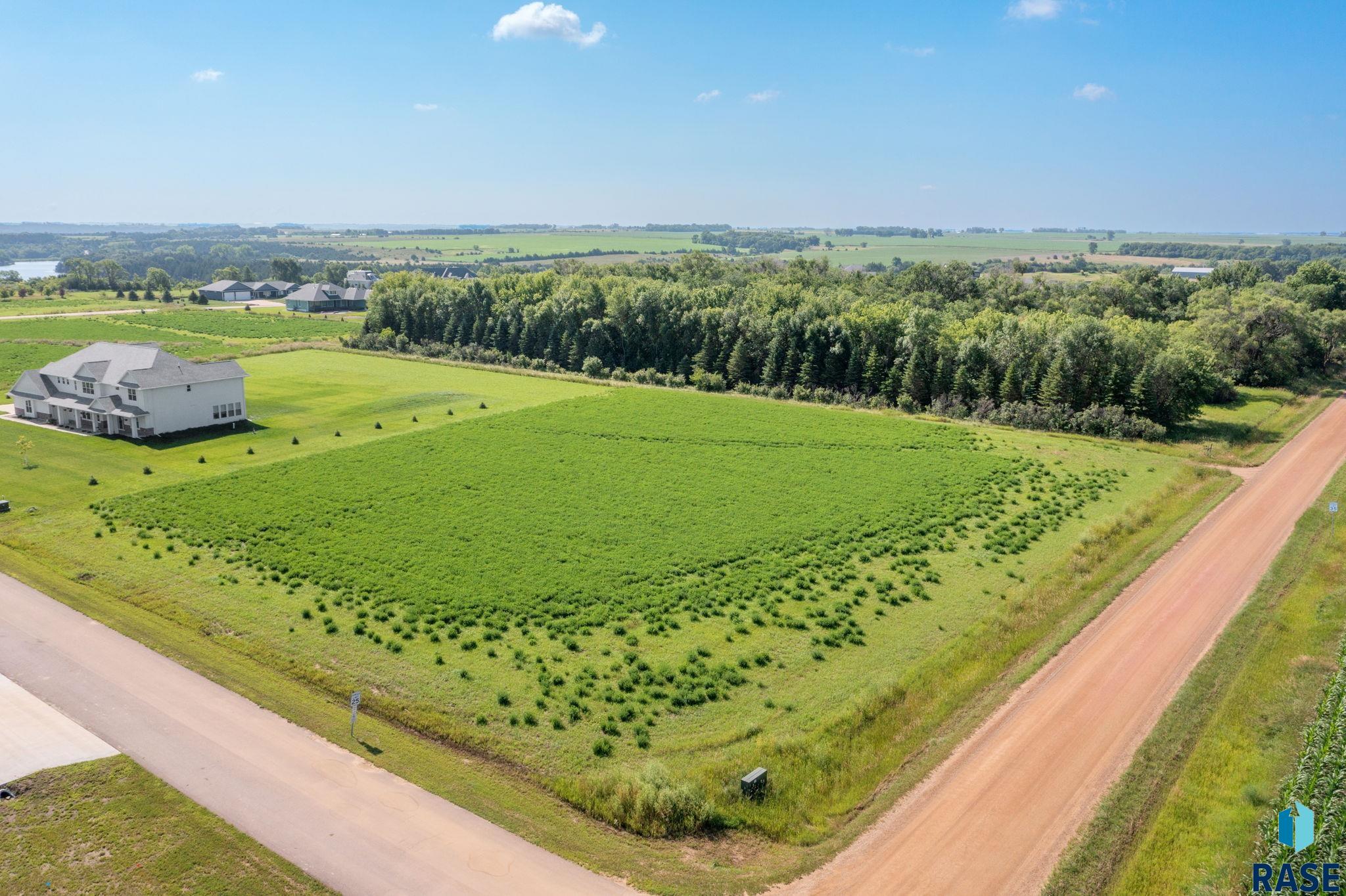 27201 Cedar Ridge Ct Court, Harrisburg, South Dakota image 2