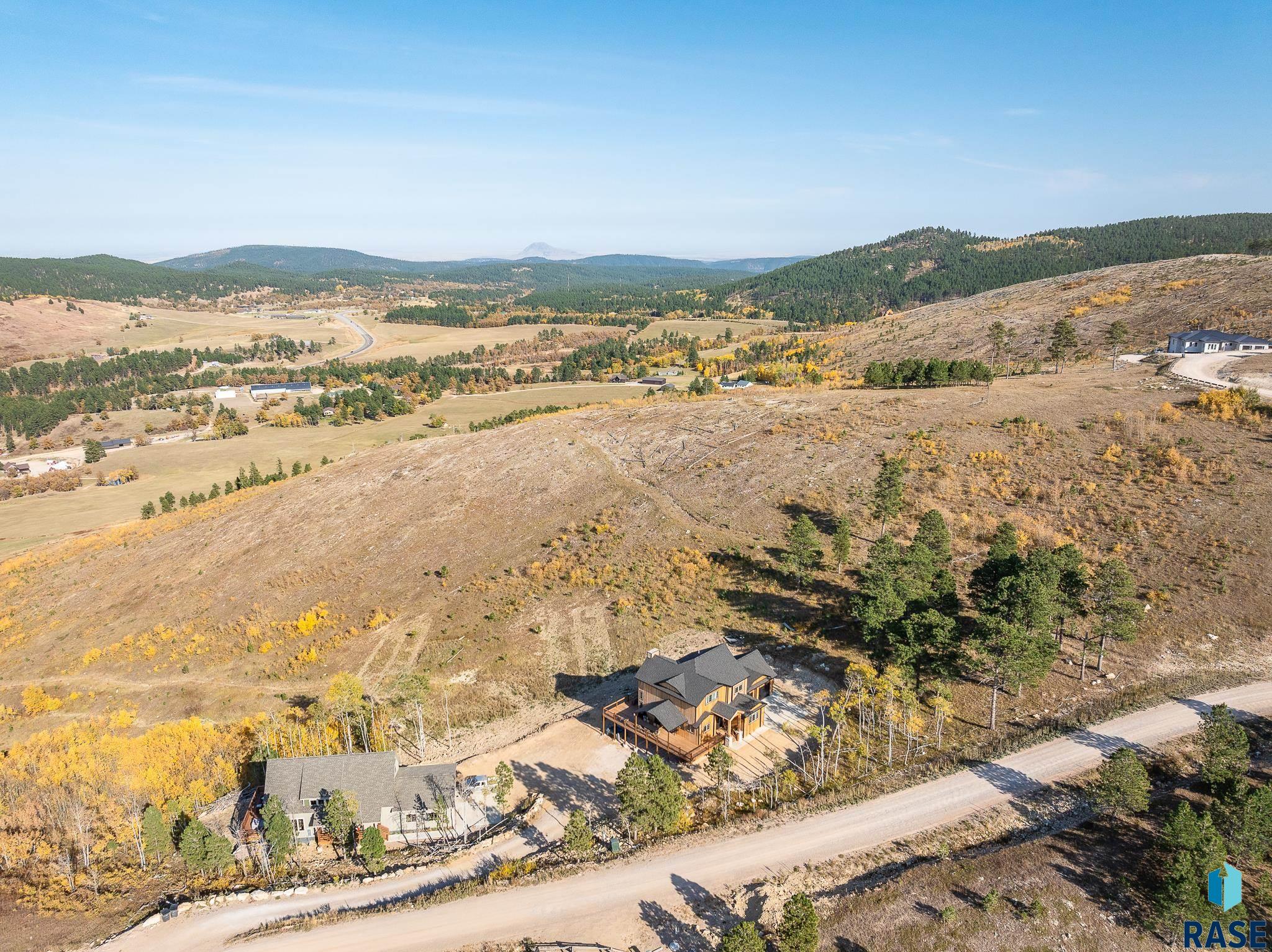 Sturgis, South Dakota 57785, United States, 5 Bedrooms Bedrooms, ,6 BathroomsBathrooms,Residential,Active,37774