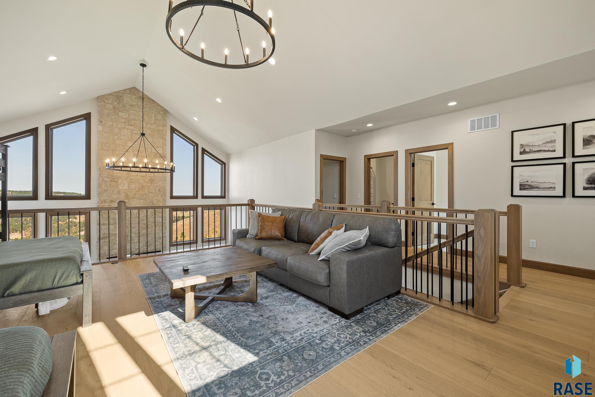 Sturgis, South Dakota 57785, United States, 5 Bedrooms Bedrooms, ,6 BathroomsBathrooms,Residential,Active,37774