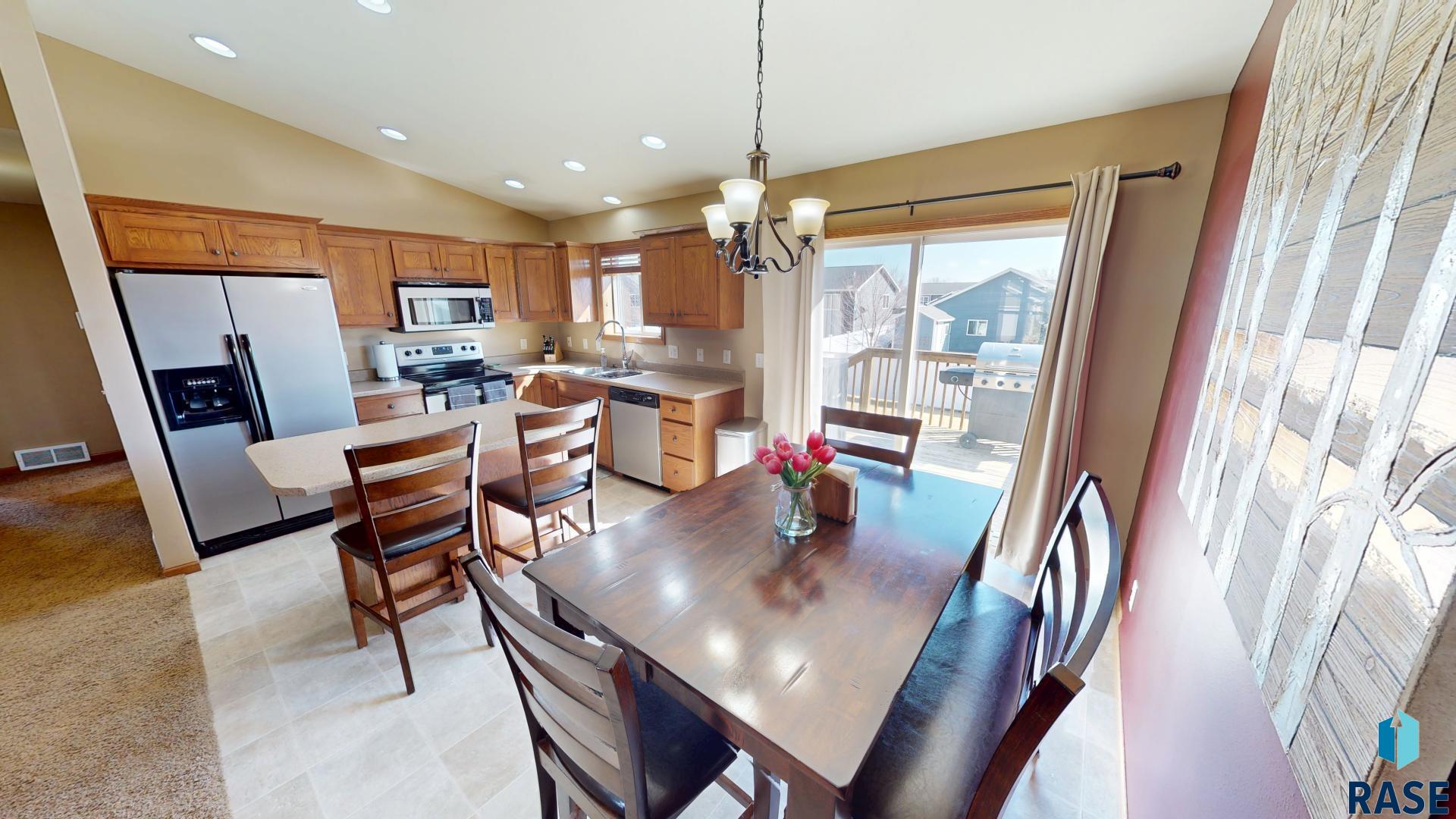 715 Napa Valley St Street, Brookings, South Dakota image 6