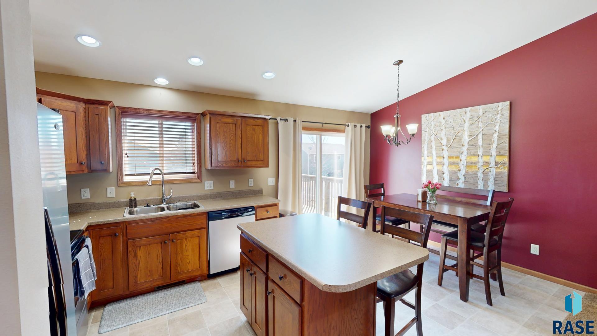 715 Napa Valley St Street, Brookings, South Dakota image 10