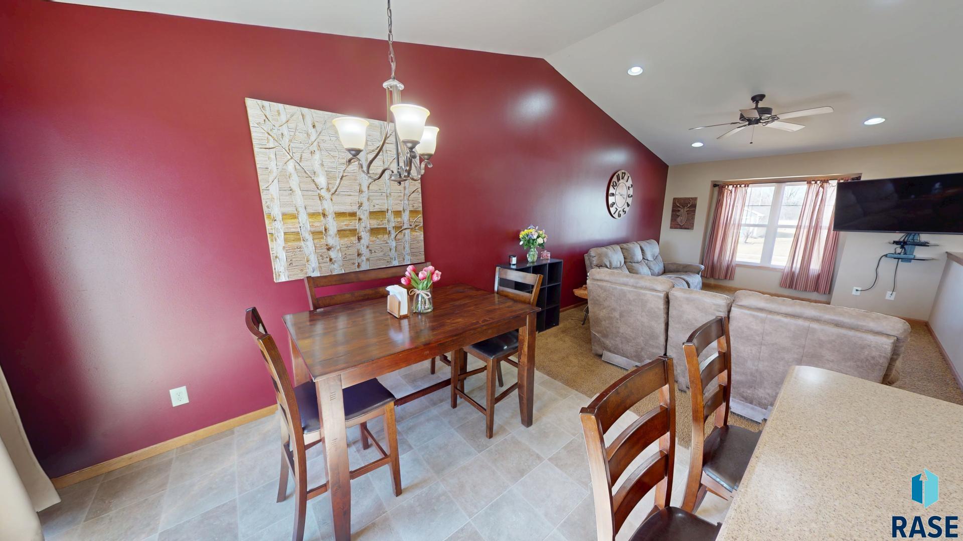 715 Napa Valley St Street, Brookings, South Dakota image 8