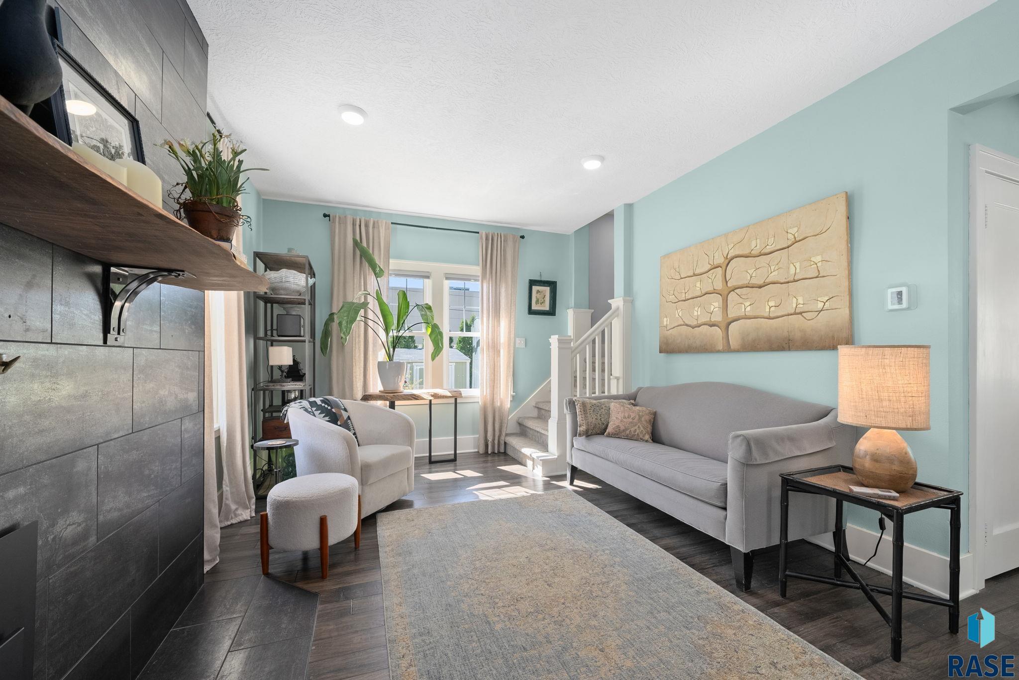 Sioux Falls, South Dakota 57105, United States, 3 Bedrooms Bedrooms, ,2 BathroomsBathrooms,Residential,Active,119544