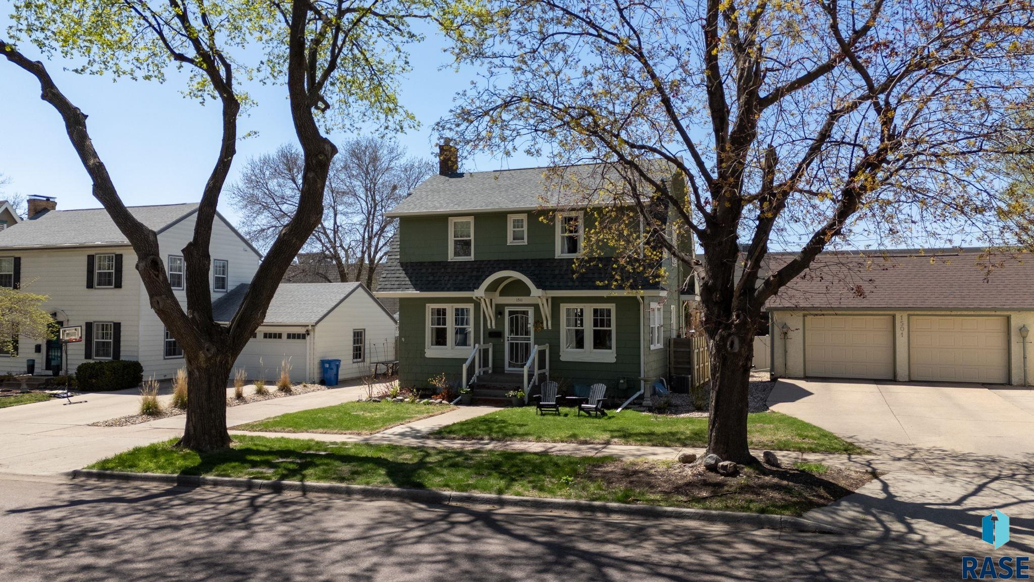 Sioux Falls, South Dakota 57105, United States, 3 Bedrooms Bedrooms, ,2 BathroomsBathrooms,Residential,Active,119544