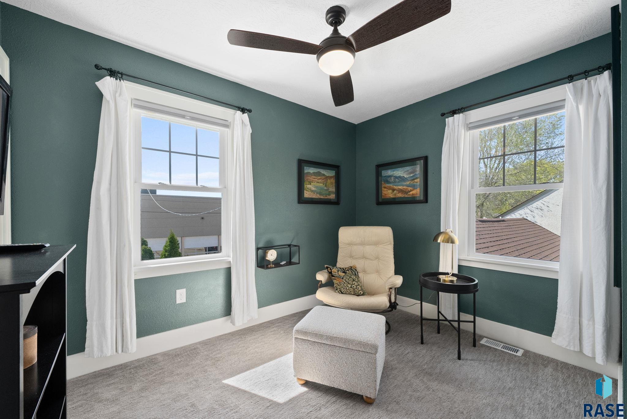 Sioux Falls, South Dakota 57105, United States, 3 Bedrooms Bedrooms, ,2 BathroomsBathrooms,Residential,Active,119544