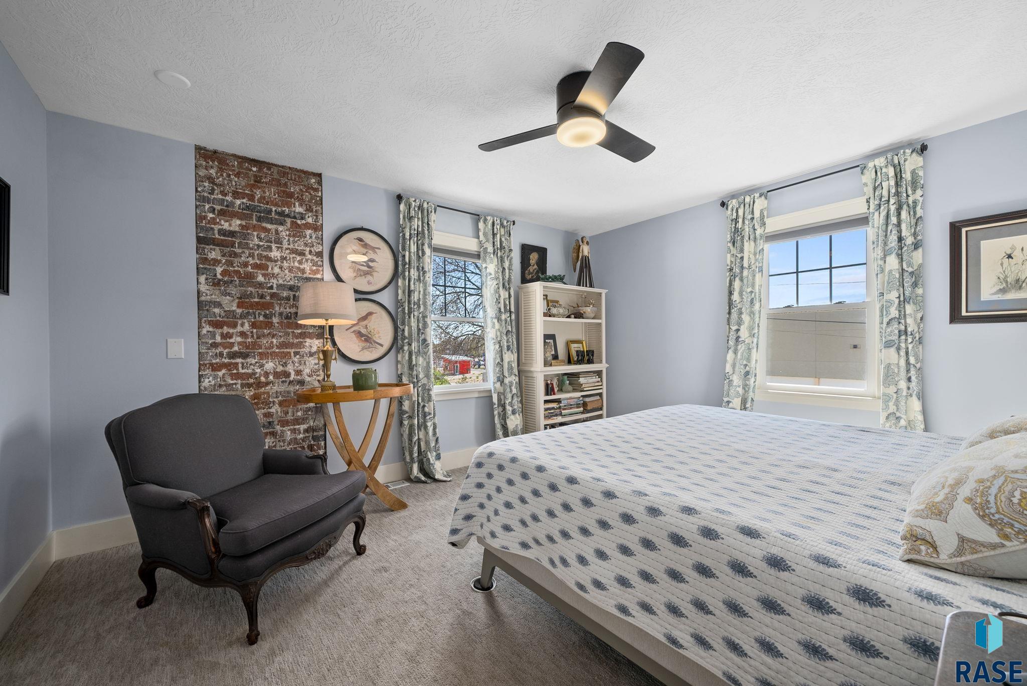 Sioux Falls, South Dakota 57105, United States, 3 Bedrooms Bedrooms, ,2 BathroomsBathrooms,Residential,Active,119544