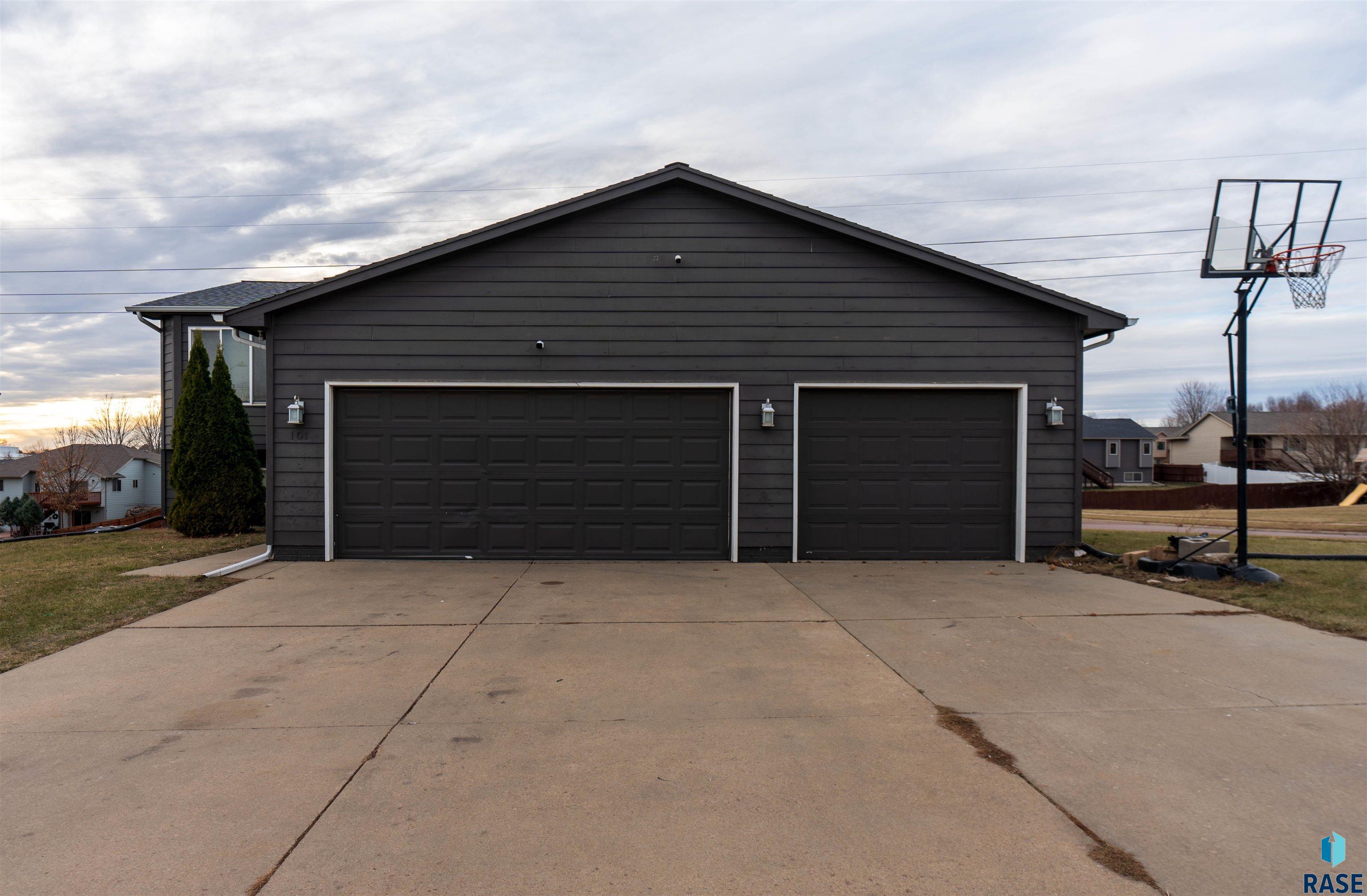 101 S Foss Ave Avenue, Sioux Falls, New Jersey image 1