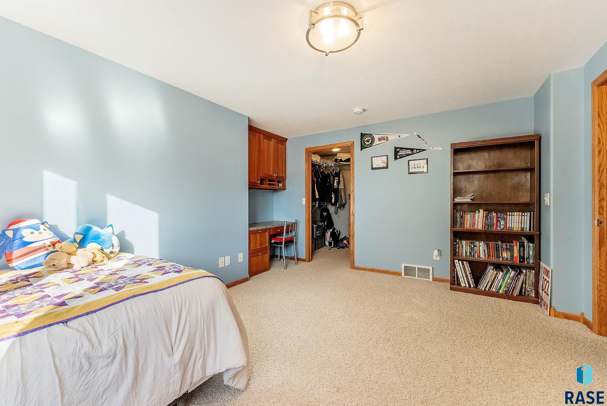 1804 S Strabane Cir Circle, Sioux Falls, South Dakota image 27
