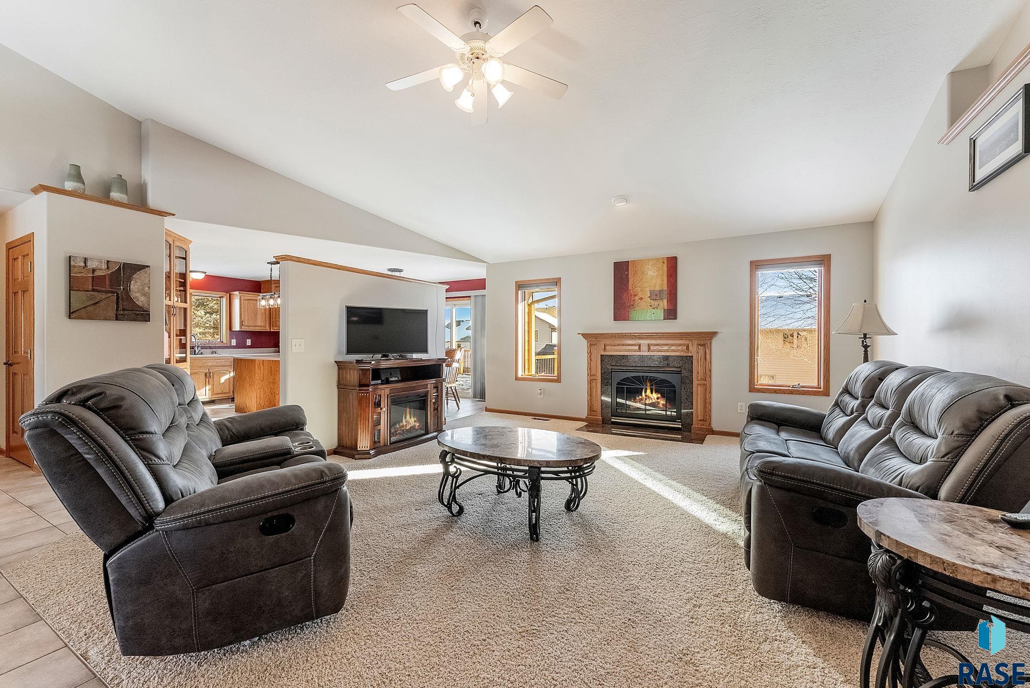 1804 S Strabane Cir Circle, Sioux Falls, South Dakota image 5