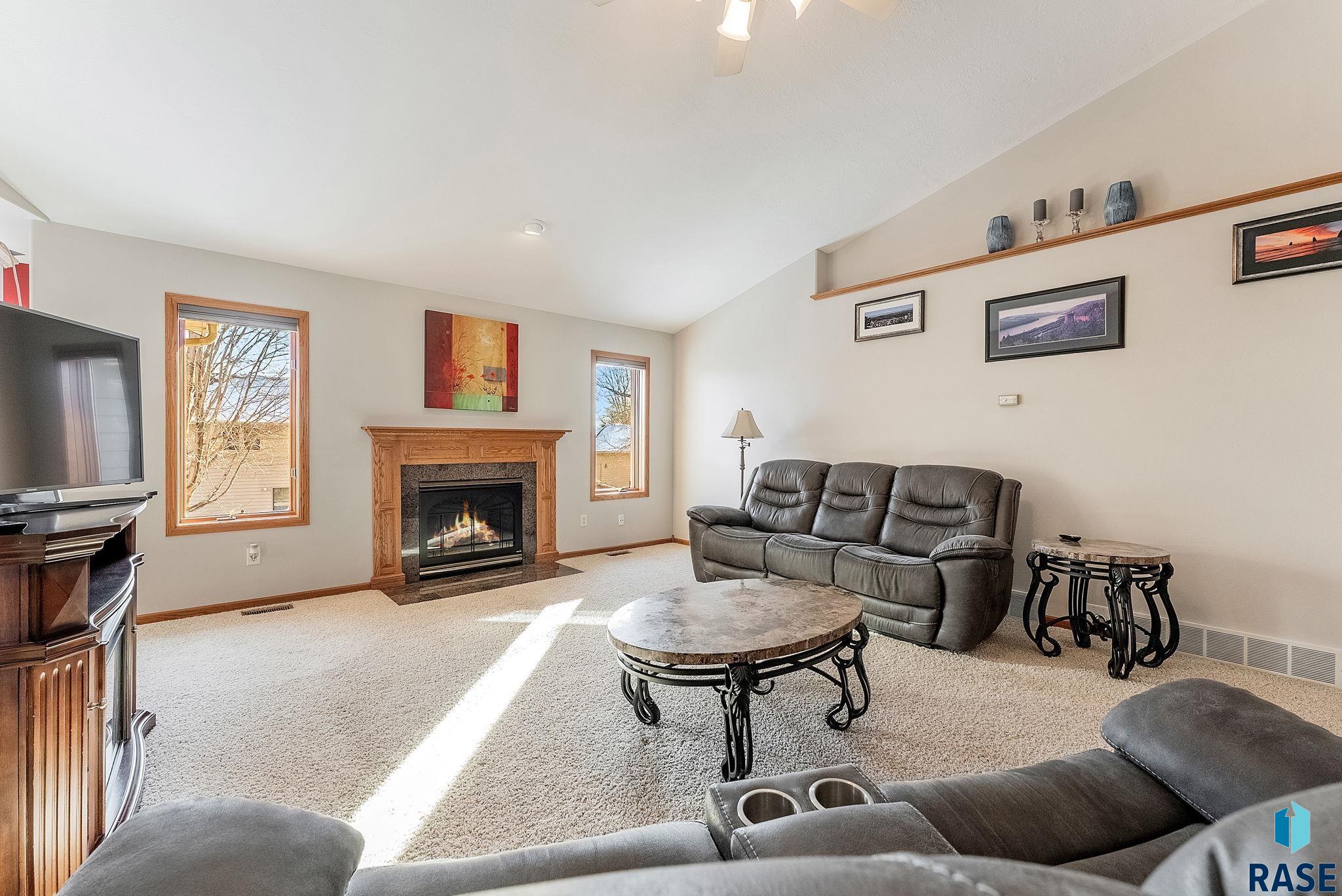 1804 S Strabane Cir Circle, Sioux Falls, South Dakota image 6