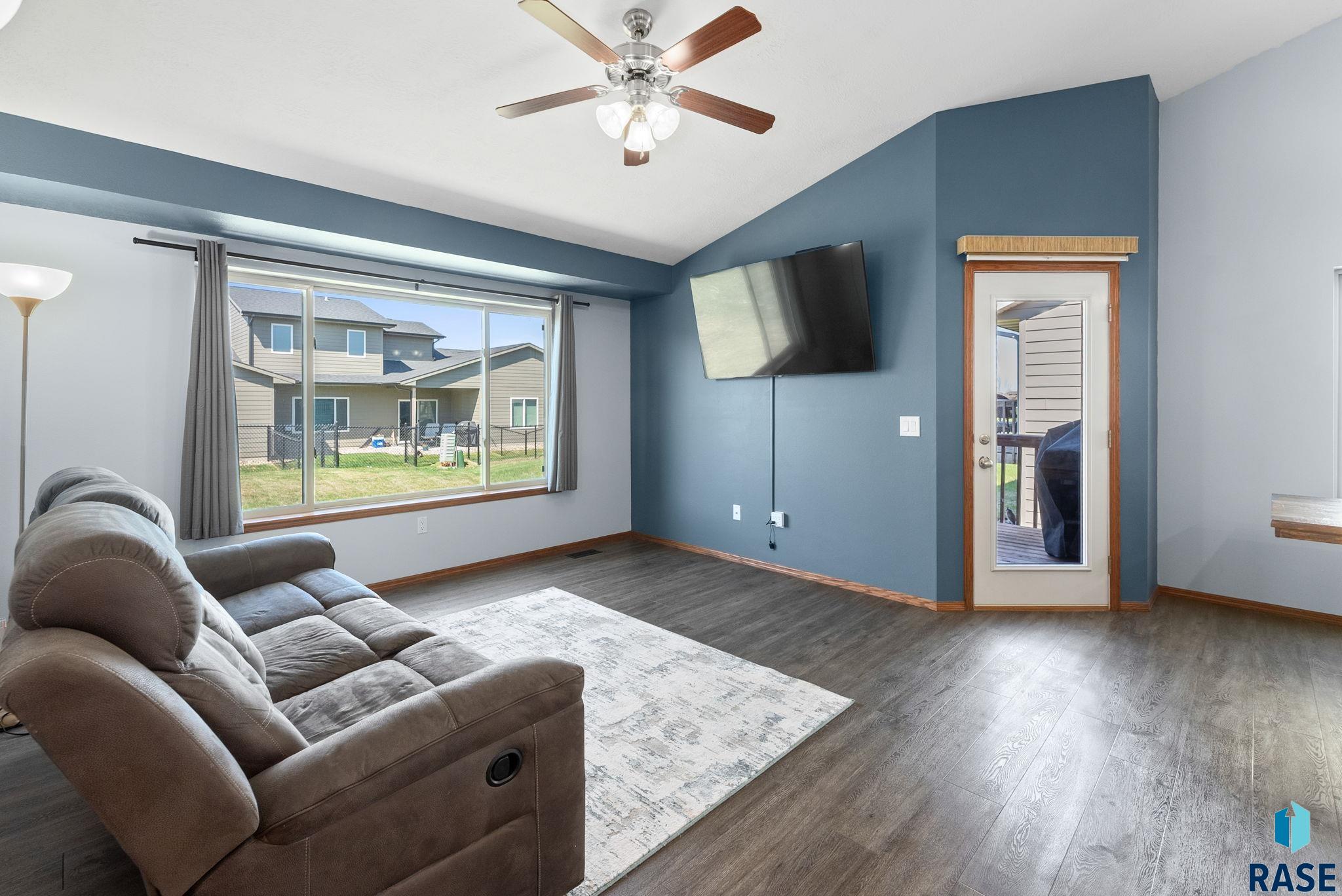 9204 W Norma Trl Trail, Sioux Falls, New Jersey image 3