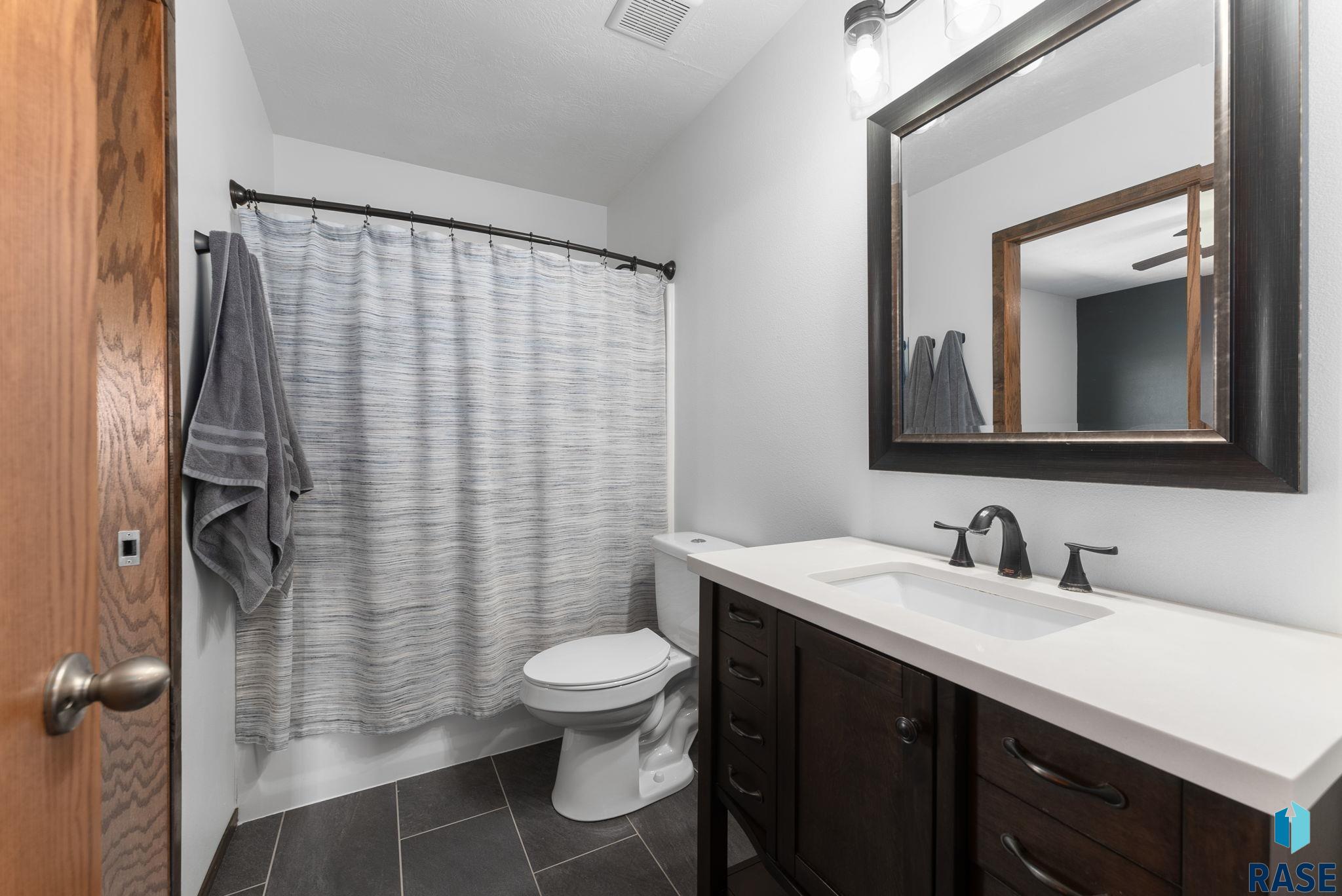 9204 W Norma Trl Trail, Sioux Falls, New Jersey image 25