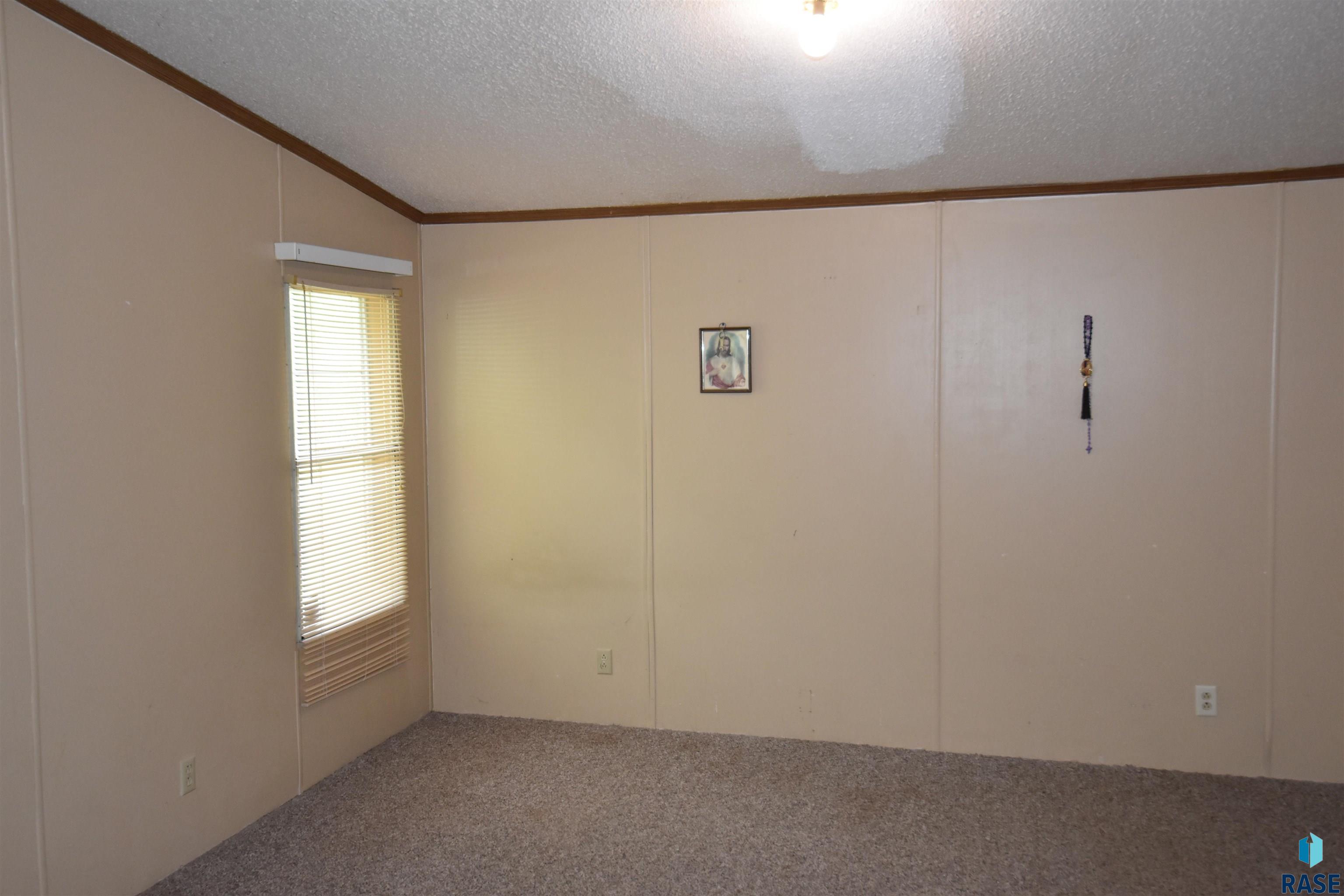 1101 N Mayflower Pl Place, Sioux Falls, New Jersey image 12