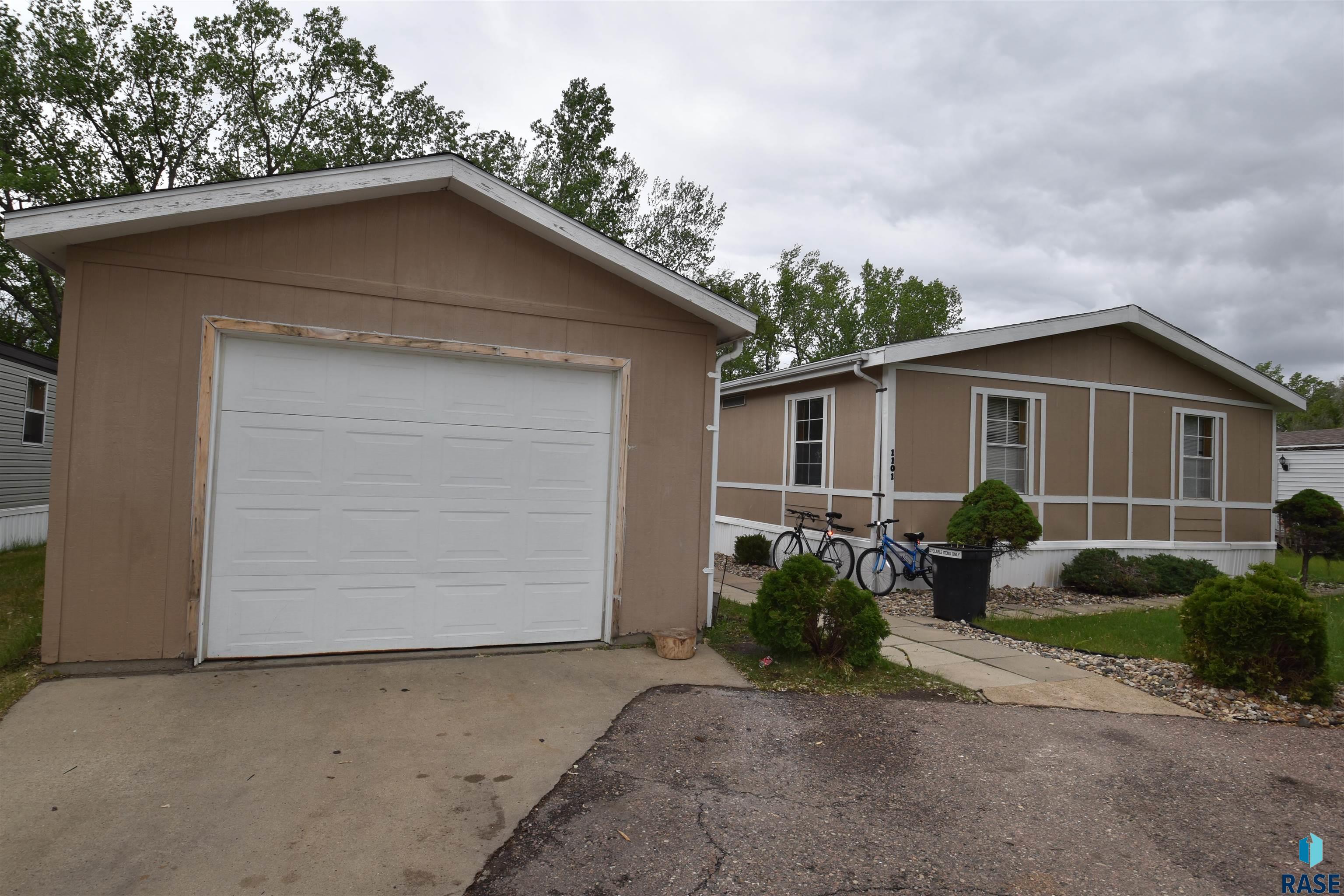 1101 N Mayflower Pl Place, Sioux Falls, New Jersey image 2