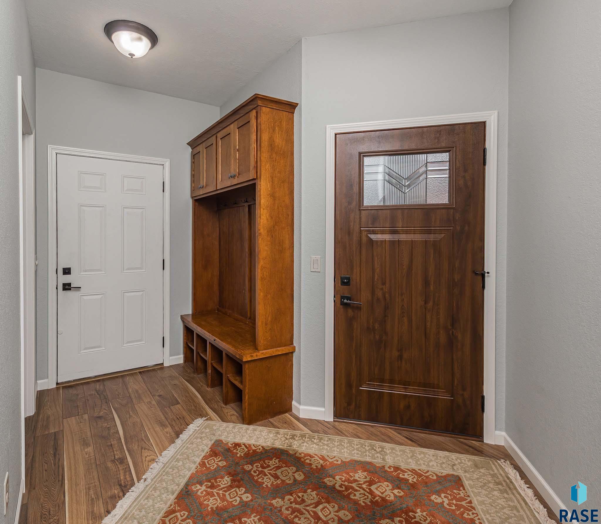 3310 E Woodsedge St Street, Sioux Falls, South Dakota image 10