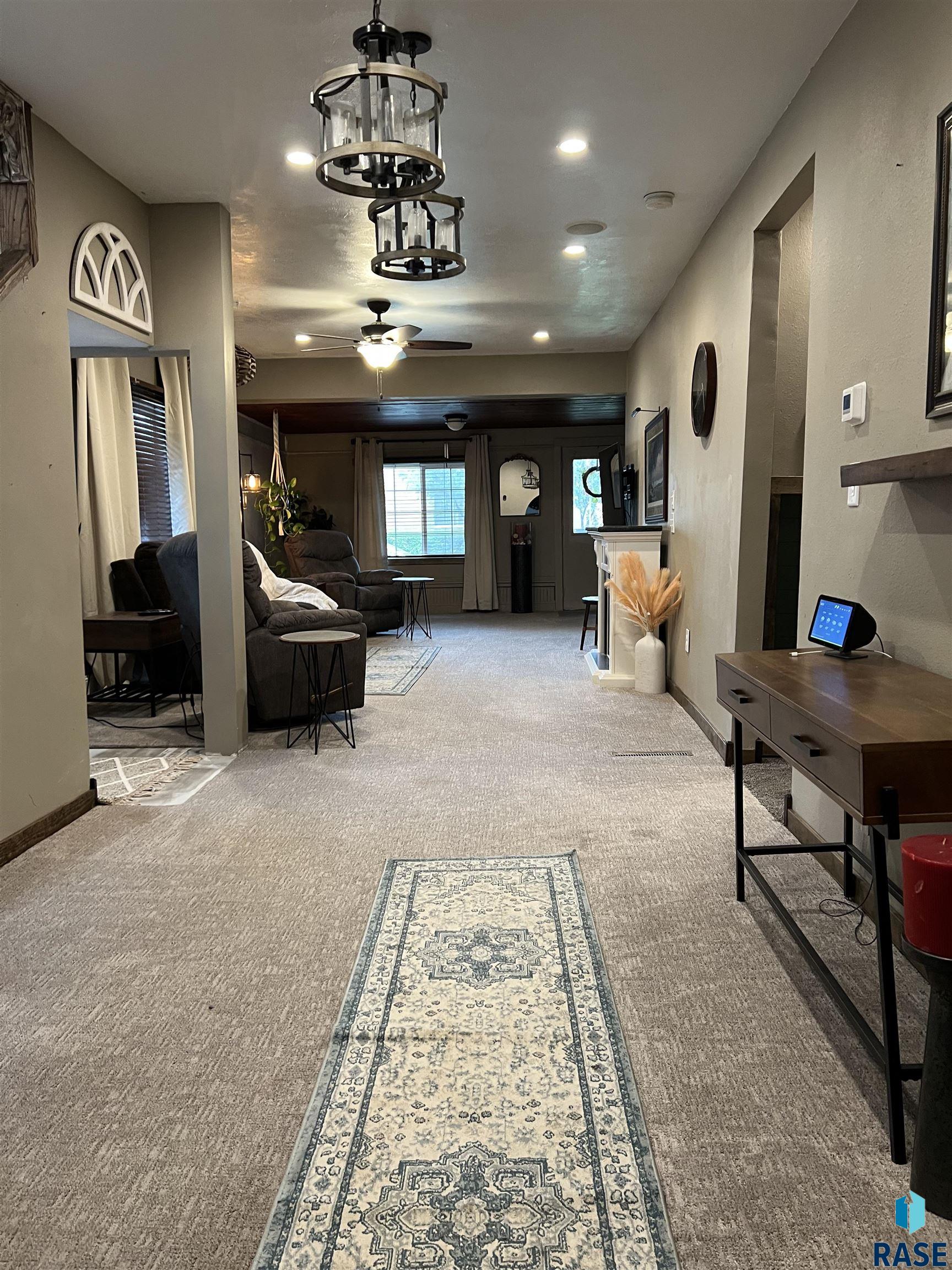 Tyndall, South Dakota 57066, United States, 3 Bedrooms Bedrooms, ,2 BathroomsBathrooms,Residential,Active,135274