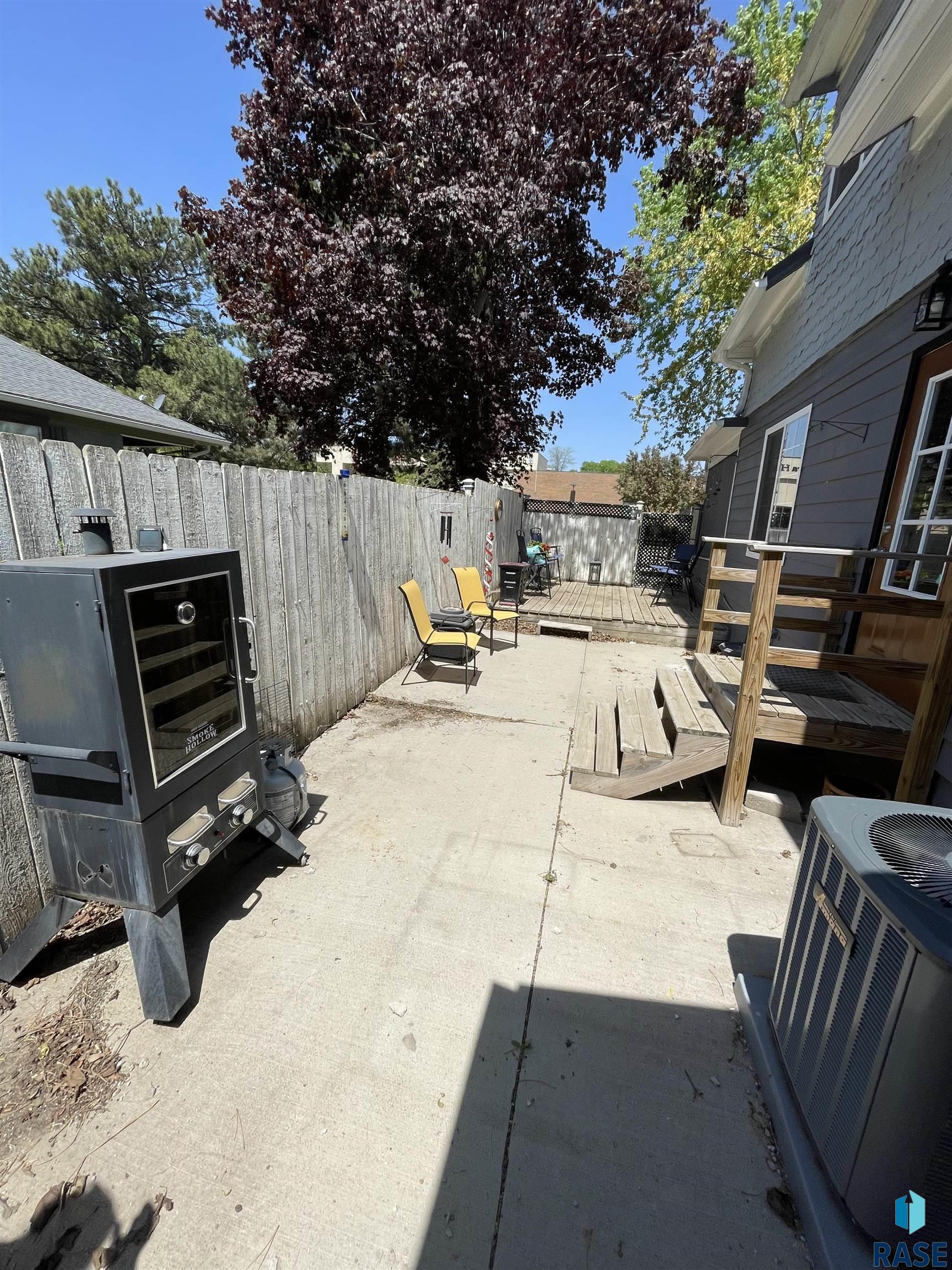 Tyndall, South Dakota 57066, United States, 3 Bedrooms Bedrooms, ,2 BathroomsBathrooms,Residential,Active,135274