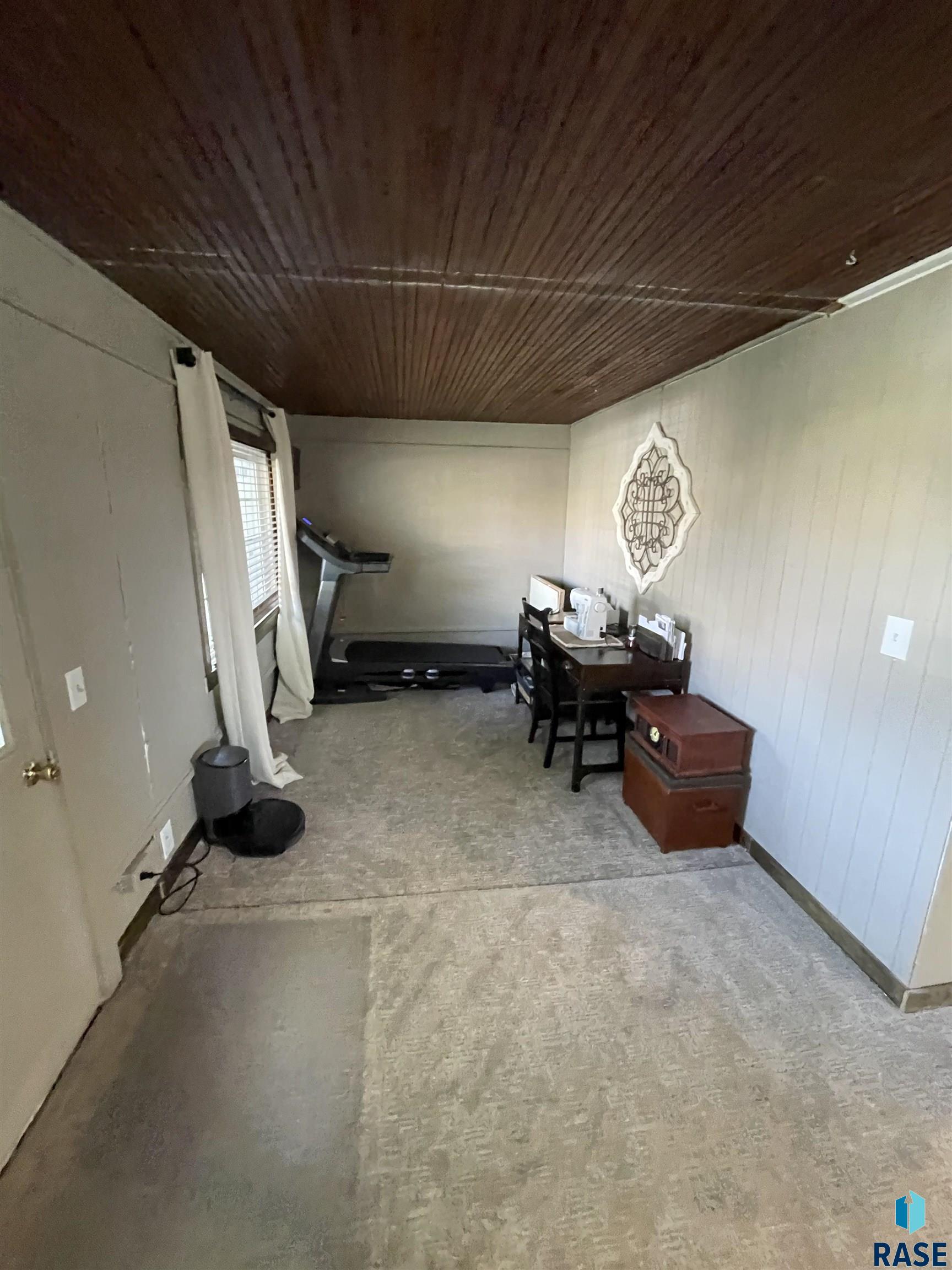 Tyndall, South Dakota 57066, United States, 3 Bedrooms Bedrooms, ,2 BathroomsBathrooms,Residential,Active,135274