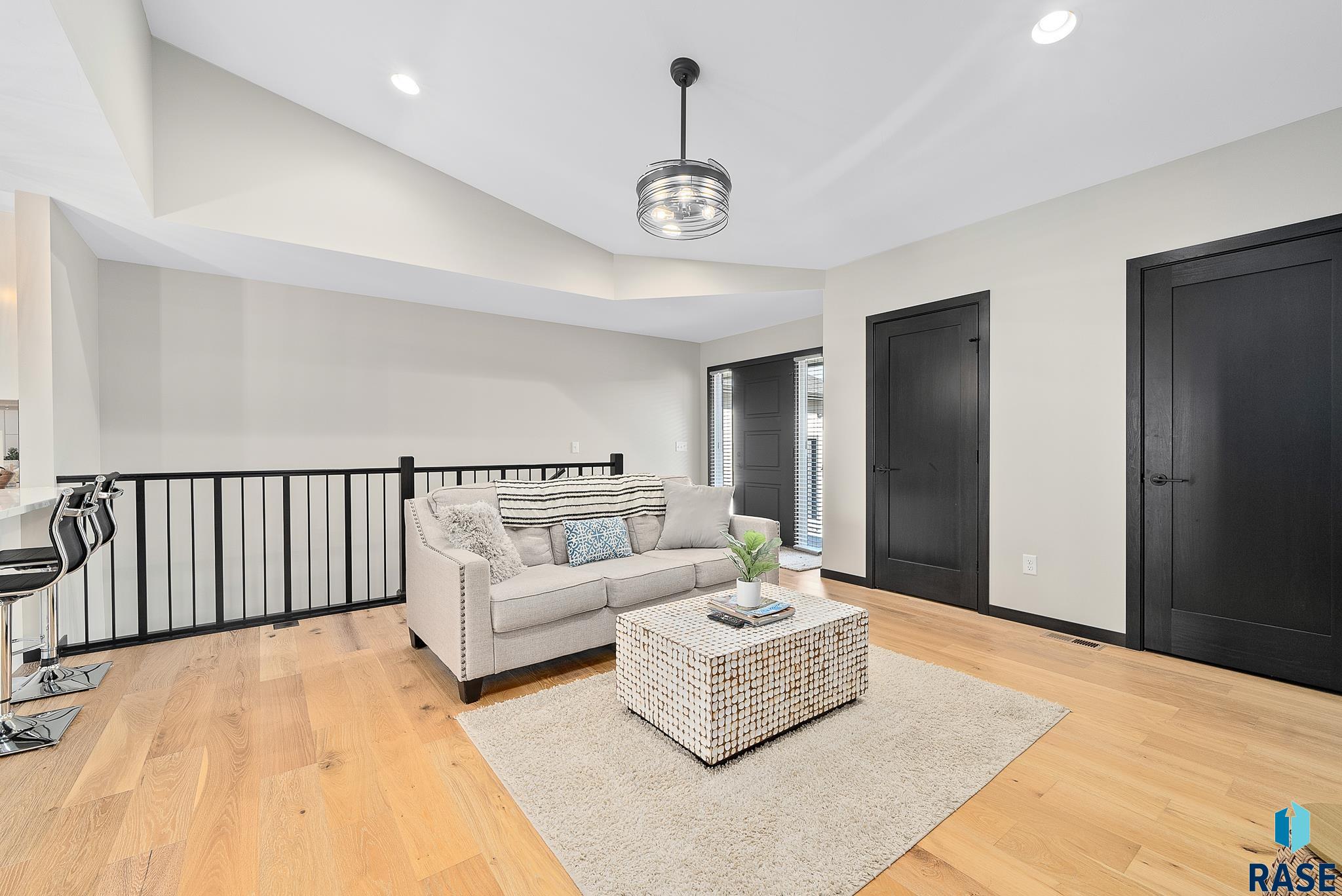 5508 W Rock Hill Pl Place, Sioux Falls, South Dakota image 4