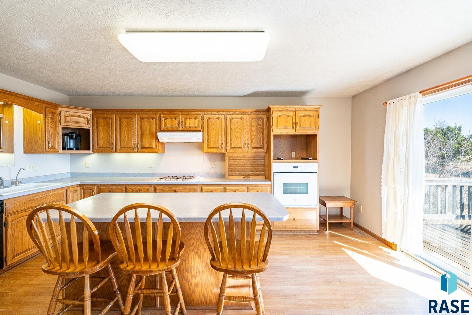 1406 Michael Cir Circle, Montrose, South Dakota image 17