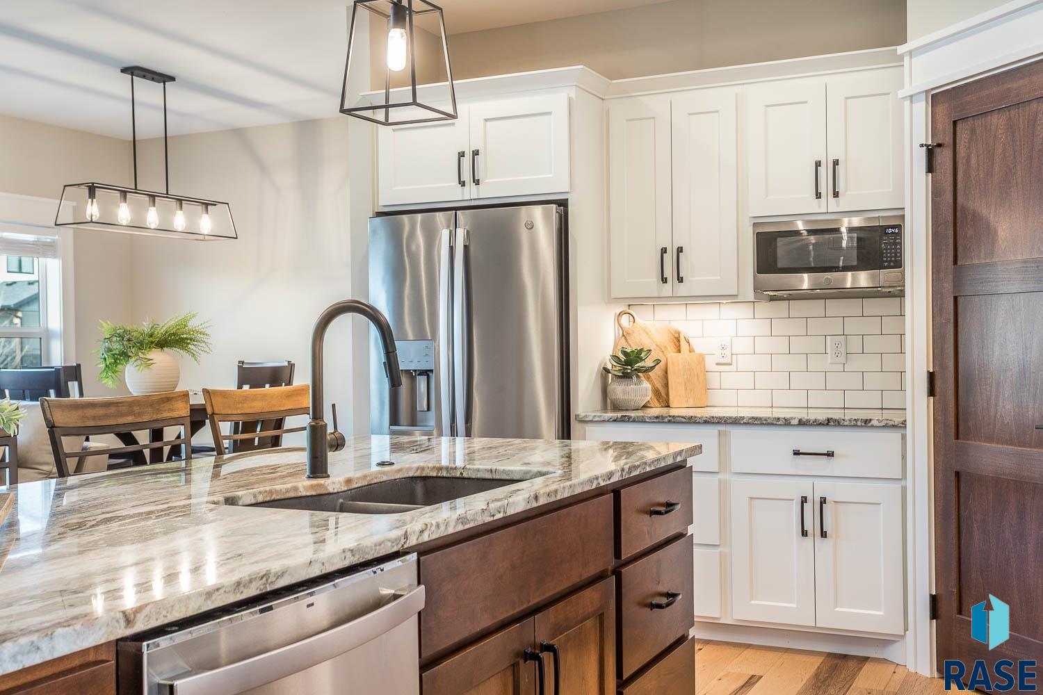 609 S Douglas Fir Ave Avenue, Sioux Falls, South Dakota image 8