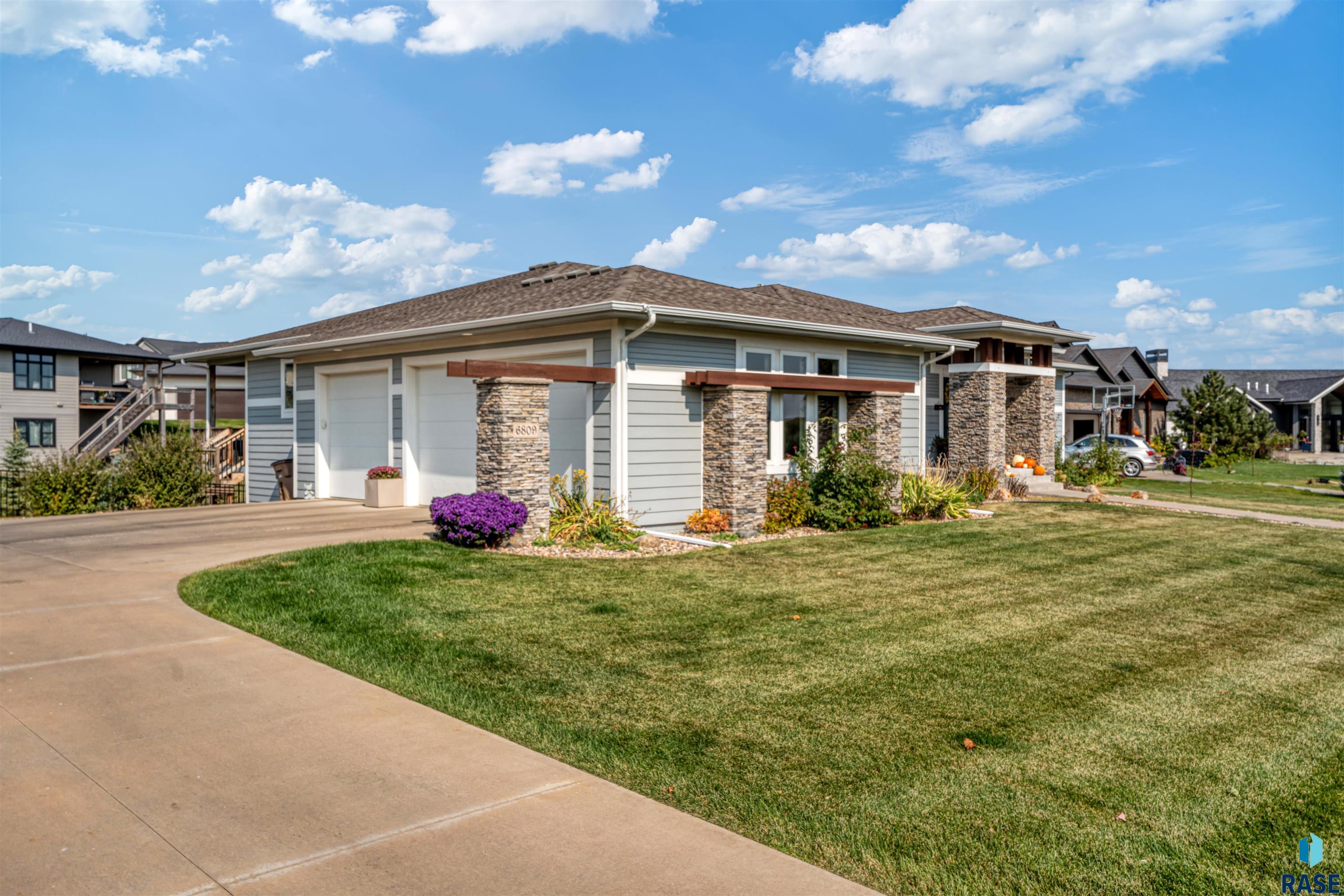 6809 S Jovan Cir Circle, Sioux Falls, South Dakota image 3