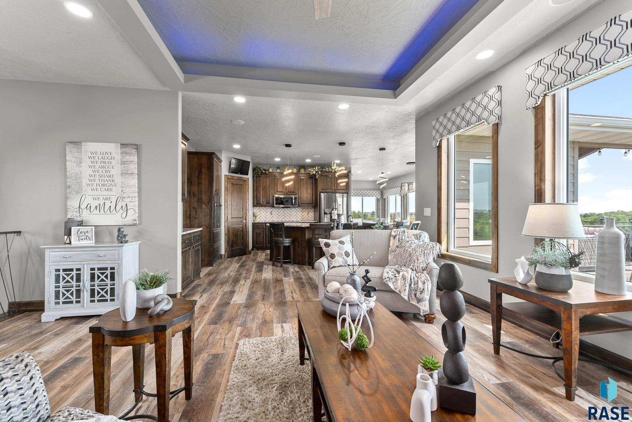 Sioux Falls, South Dakota 57110, United States, 2 Bedrooms Bedrooms, ,3 BathroomsBathrooms,Residential,Active,13204