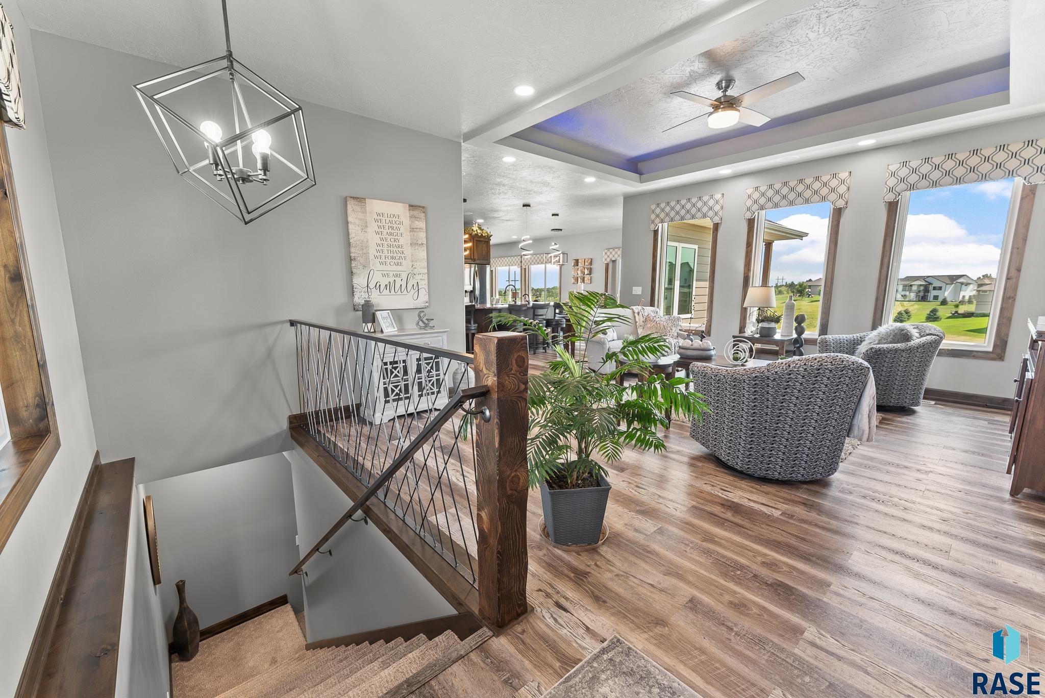 Sioux Falls, South Dakota 57110, United States, 2 Bedrooms Bedrooms, ,3 BathroomsBathrooms,Residential,Active,13204