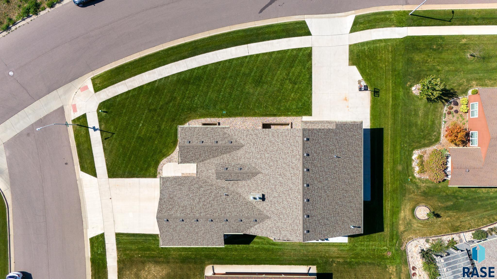 Sioux Falls, South Dakota 57110, United States, 7 Bedrooms Bedrooms, ,3 BathroomsBathrooms,Residential,Active,41669