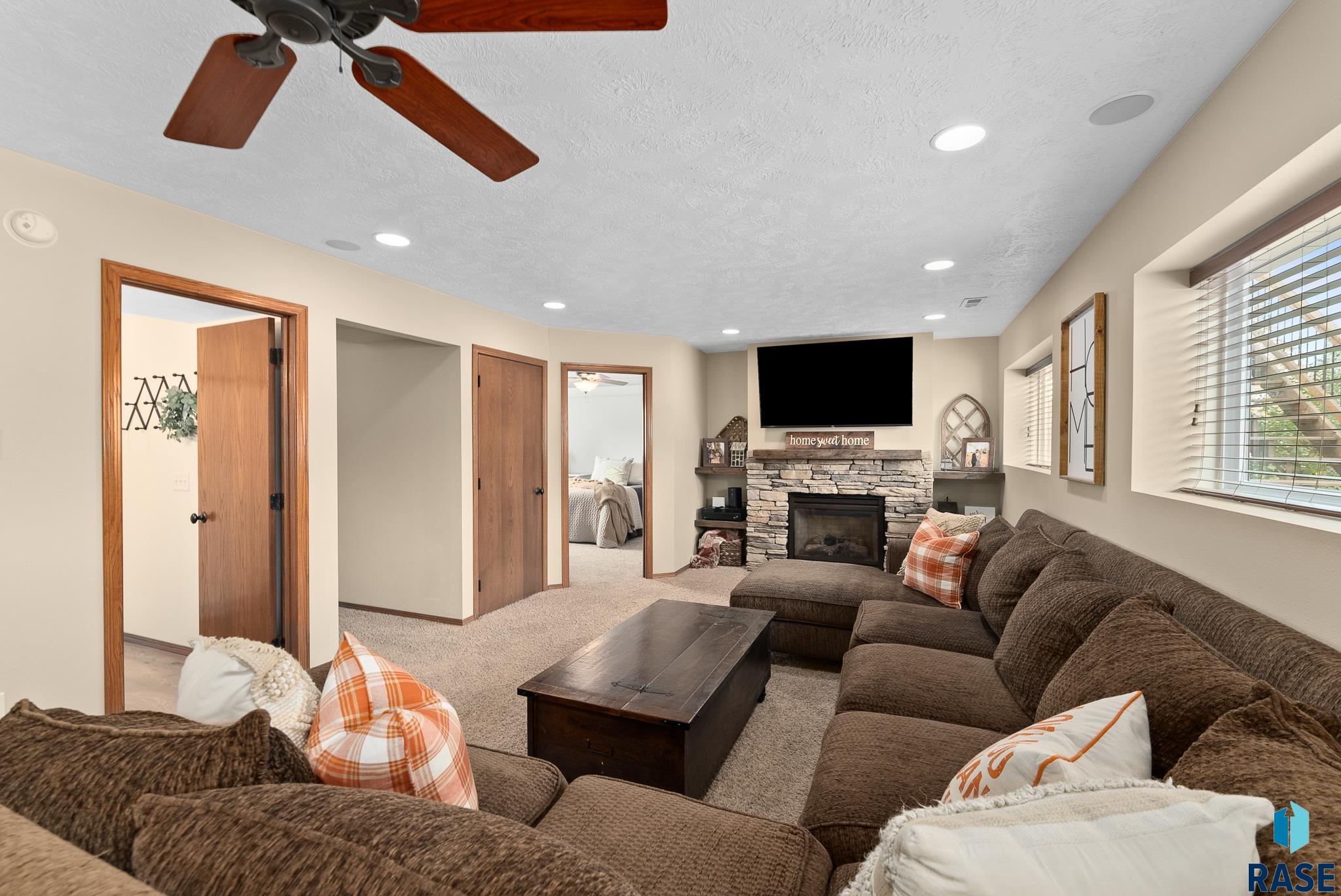 5808 W Pineridge Dr Drive, Sioux Falls, South Dakota image 20