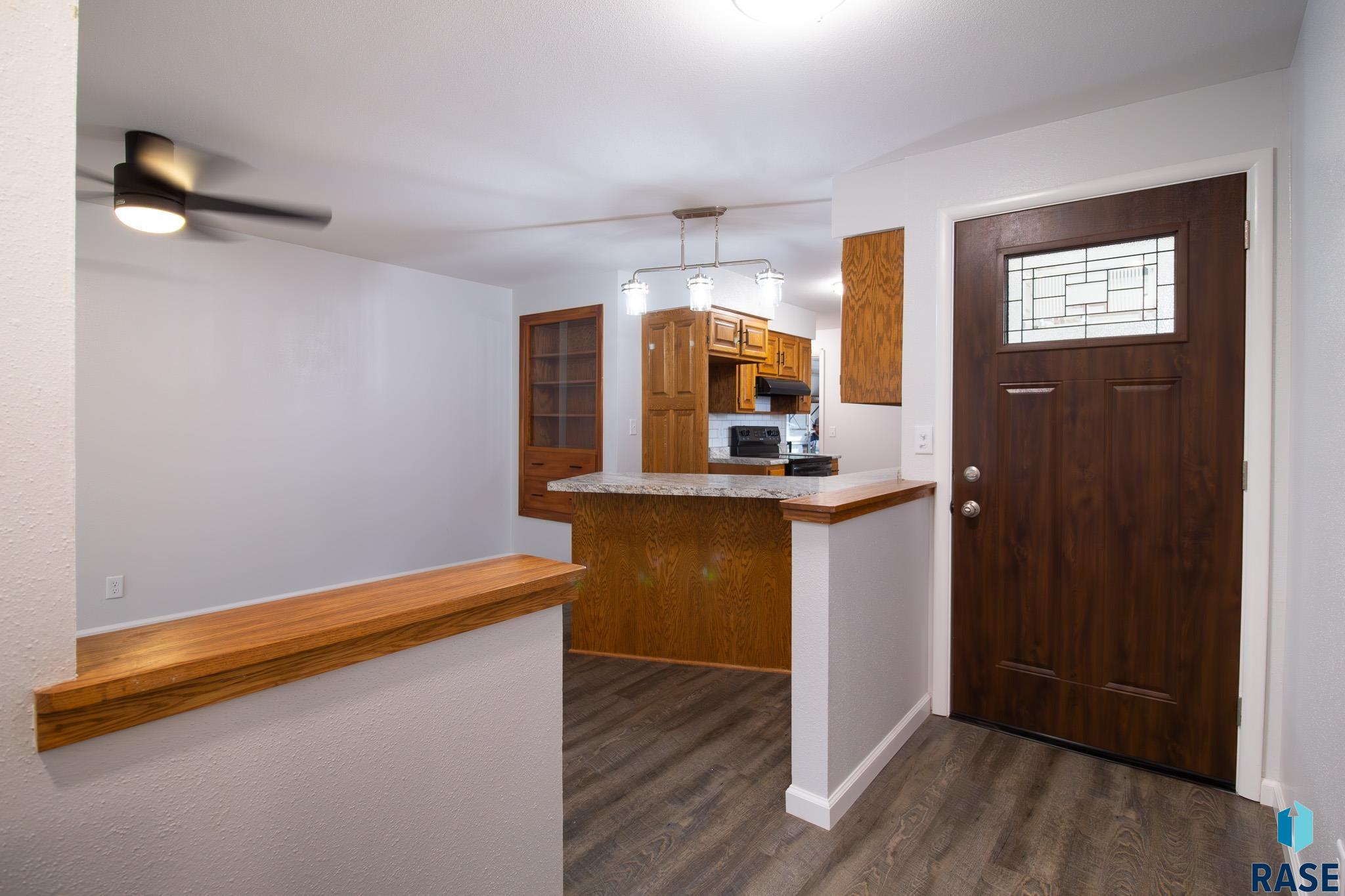 28 Park Ln Lane, Canton, New Jersey image 5