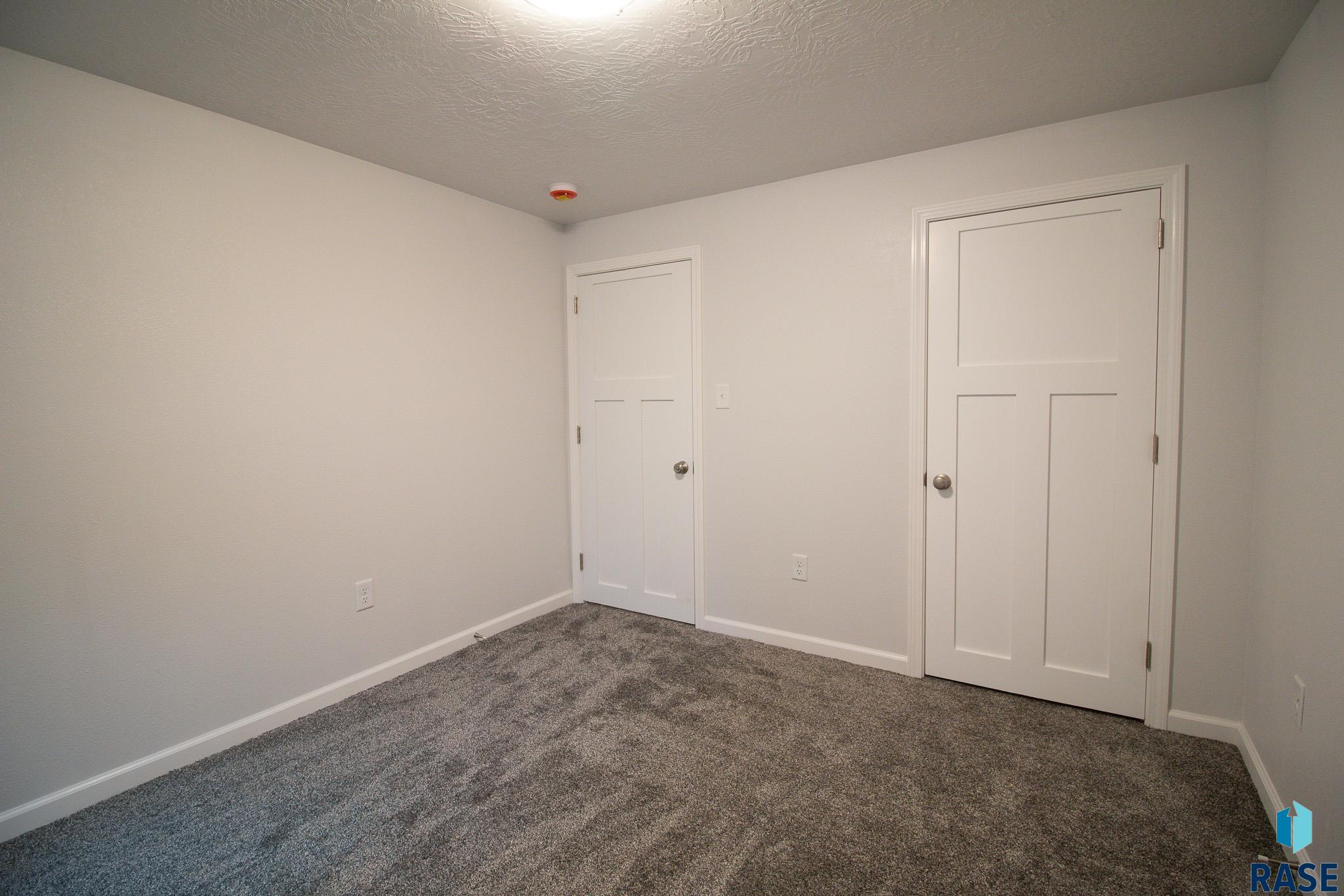 28 Park Ln Lane, Canton, New Jersey image 19