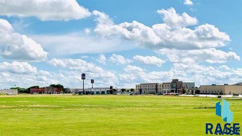 Condo For Sale - LOT7 BLK2 Wilbert Square Addition N/a<br/> Brookings, SD 57006