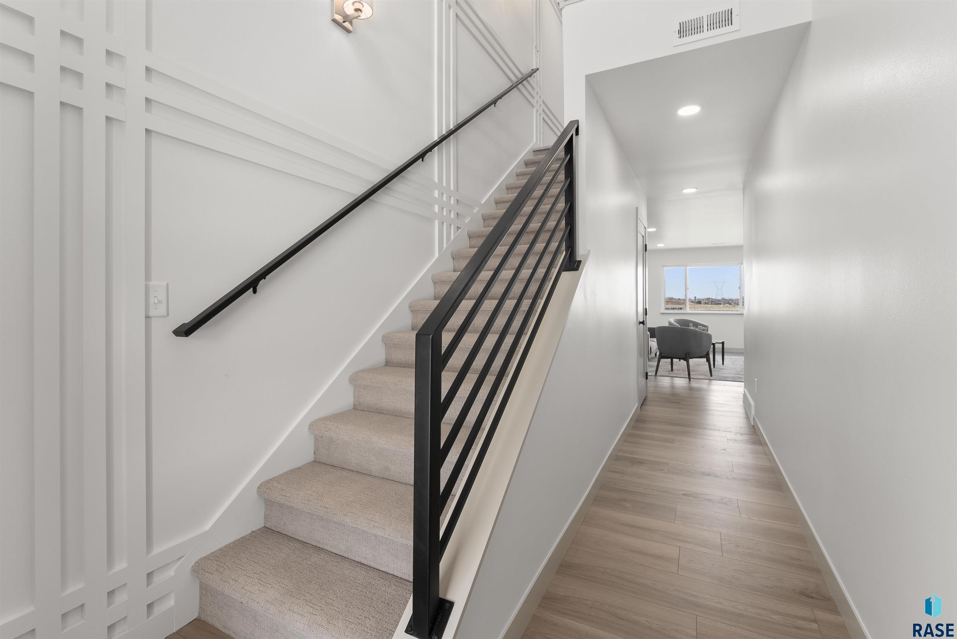 Harrisburg, South Dakota 57032, United States, 9 Bedrooms Bedrooms, ,8 BathroomsBathrooms,Residential,Active,226164