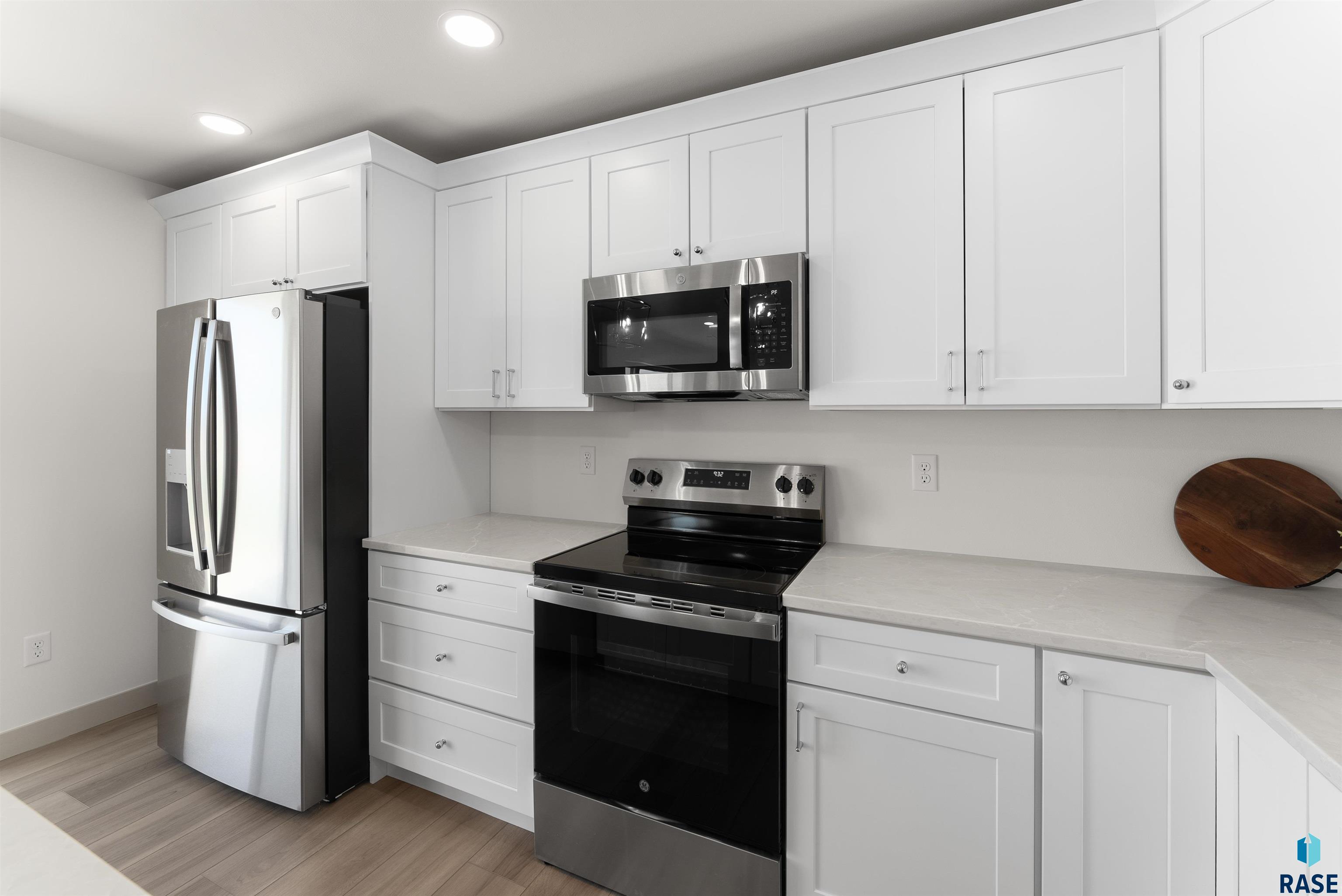 Harrisburg, South Dakota 57032, United States, 9 Bedrooms Bedrooms, ,8 BathroomsBathrooms,Residential,Active,226164