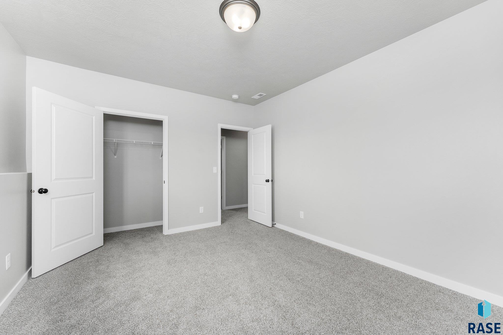 5937 S Coneflower Ave Avenue, Sioux Falls, South Dakota image 22